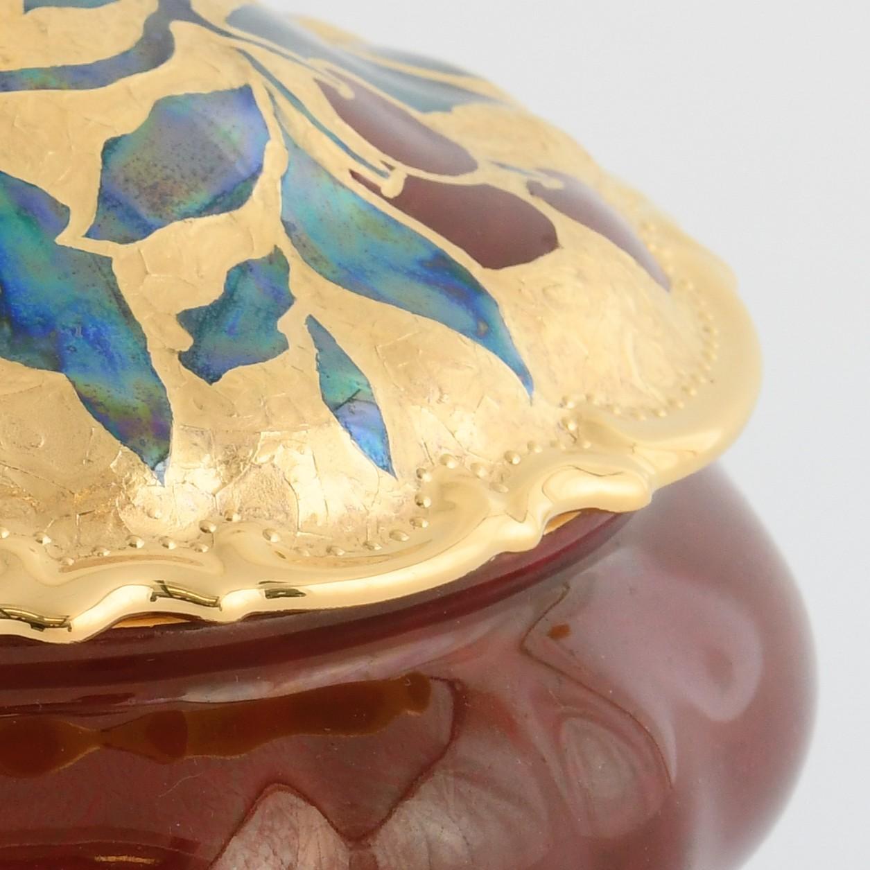 „Wild Cherry“ (2024) von Carolyn Barlock, Original-Skulptur aus Gold und Porzellan im Angebot 3
