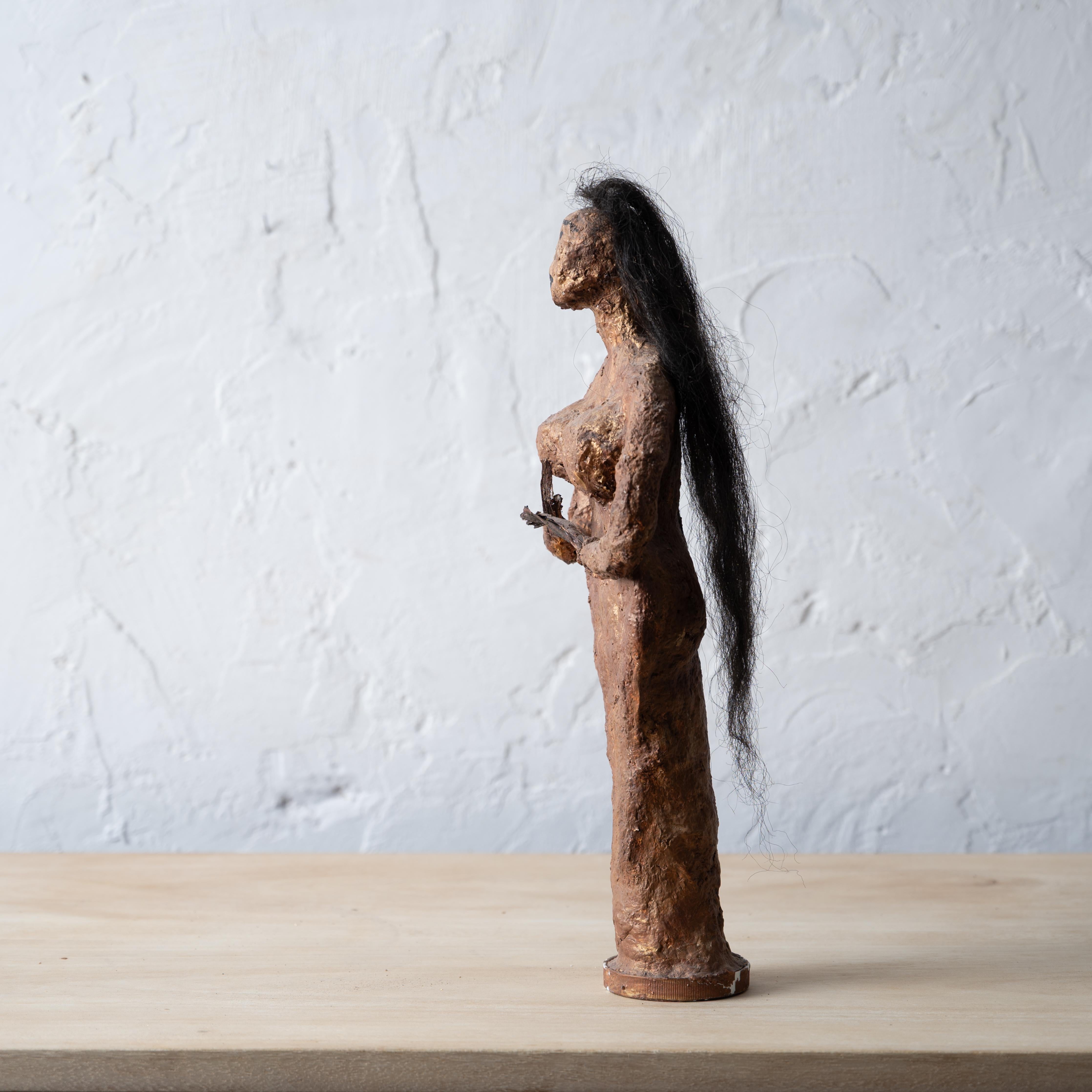 Americano Scultura della dea Carolyn Mae Lassiter in vendita