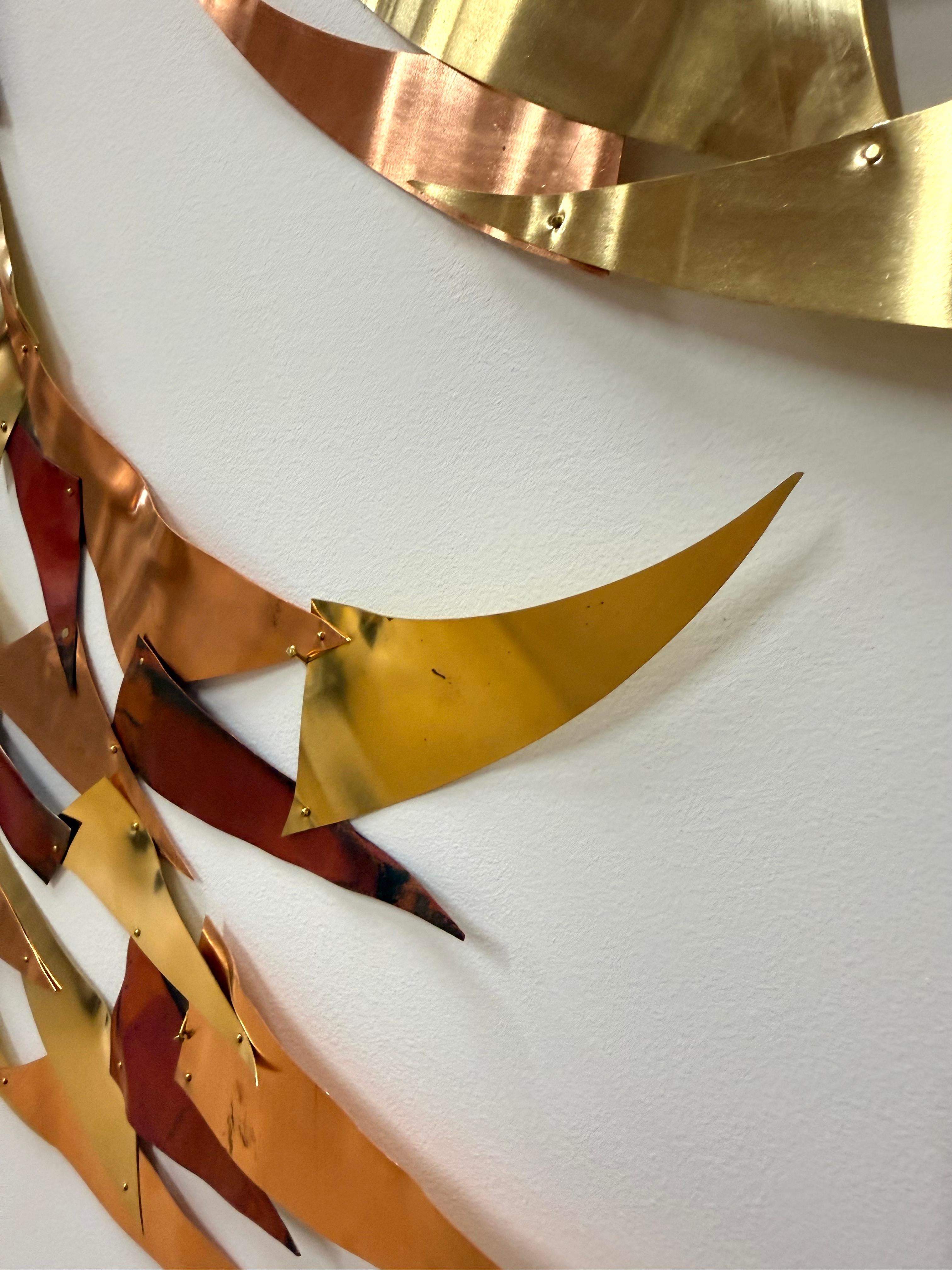 Around Here Somewhere - Scultura da parete in rame con luna crescente, 2025 in vendita 8