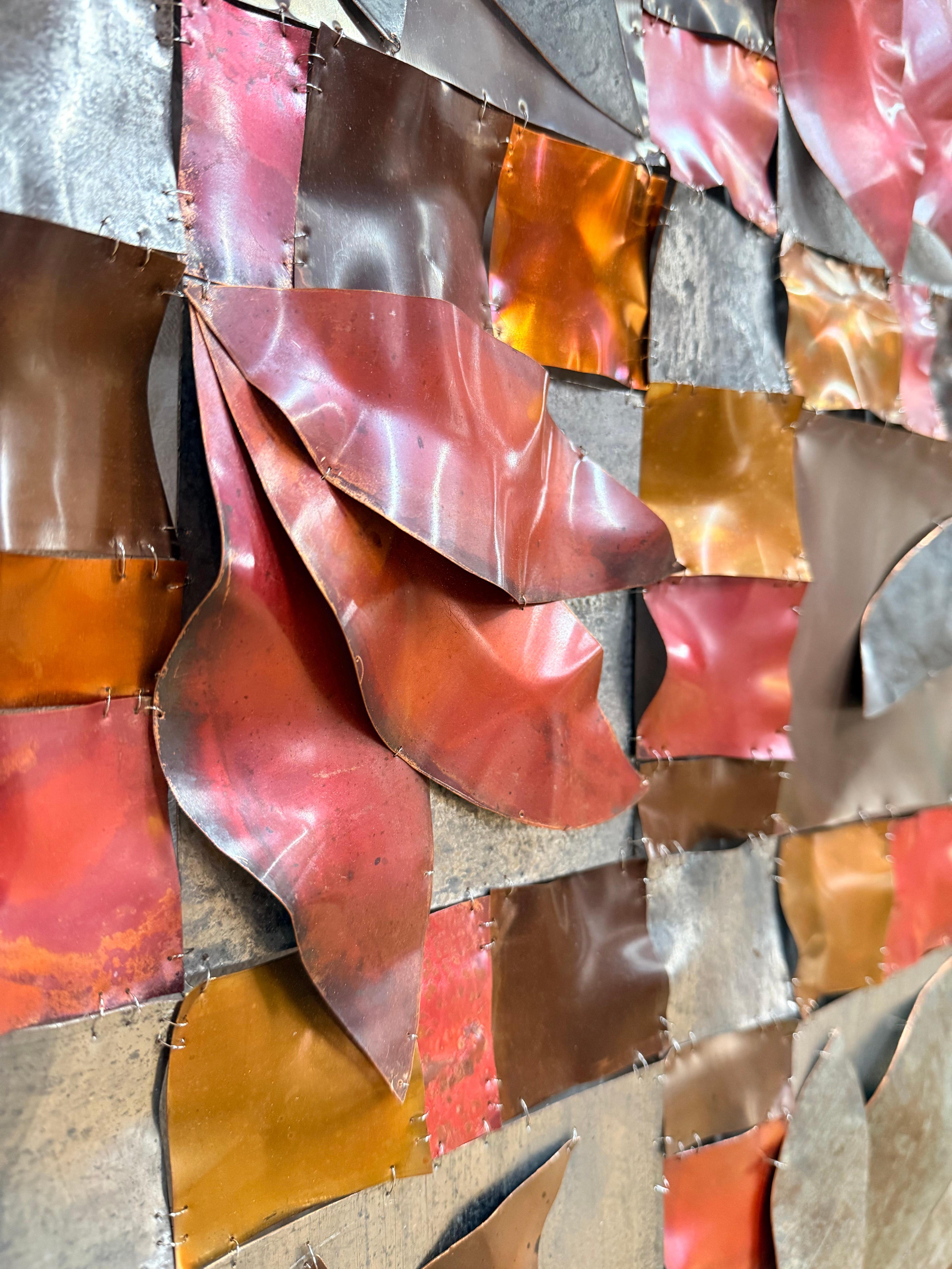 Fidelia - Escultura de Pared Cuadrada de Rejilla Metálica Hojas de Cobre, 2025 en venta 7