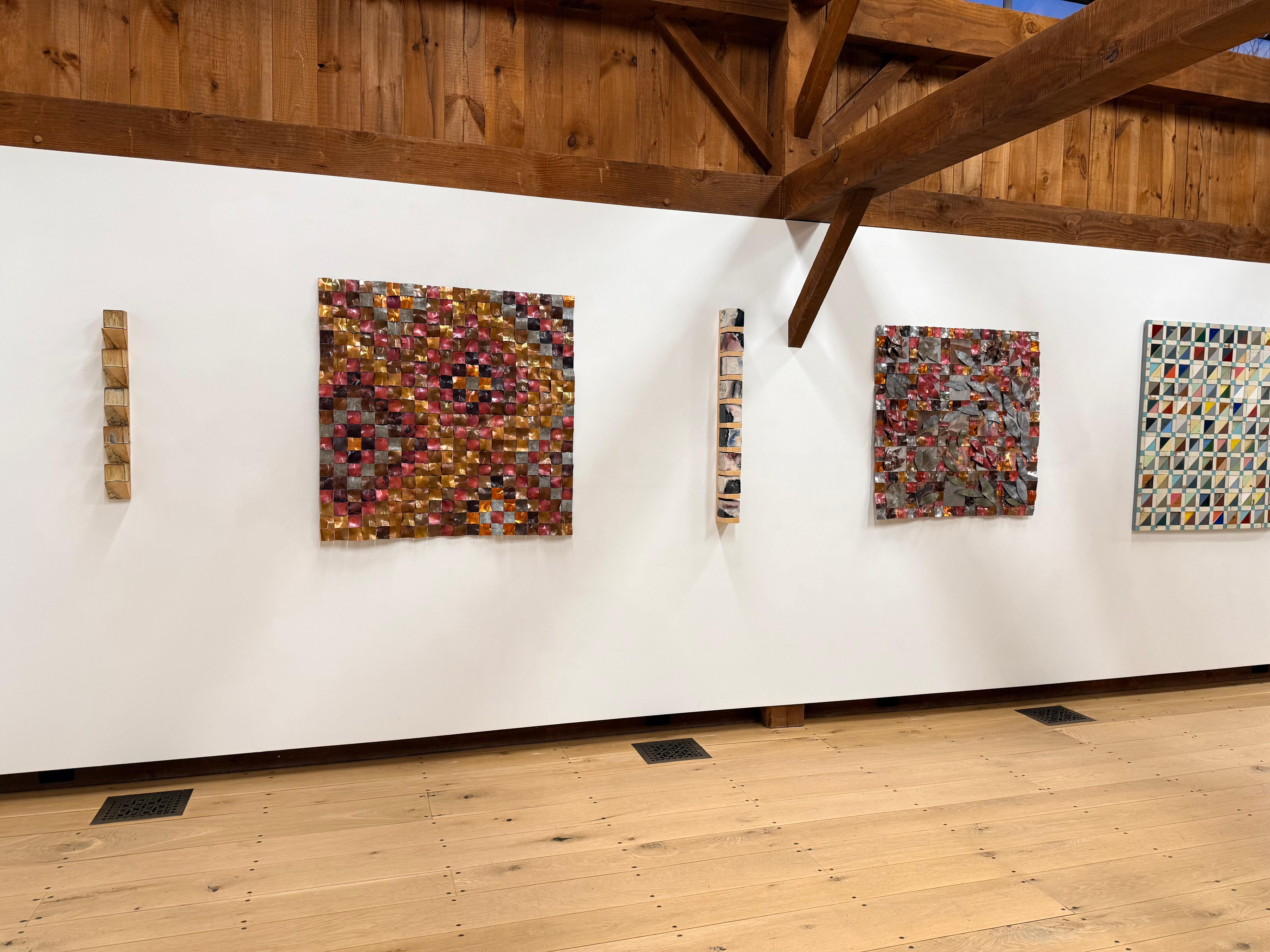 Fidelia - Escultura de Pared Cuadrada de Rejilla Metálica Hojas de Cobre, 2025 en venta 11