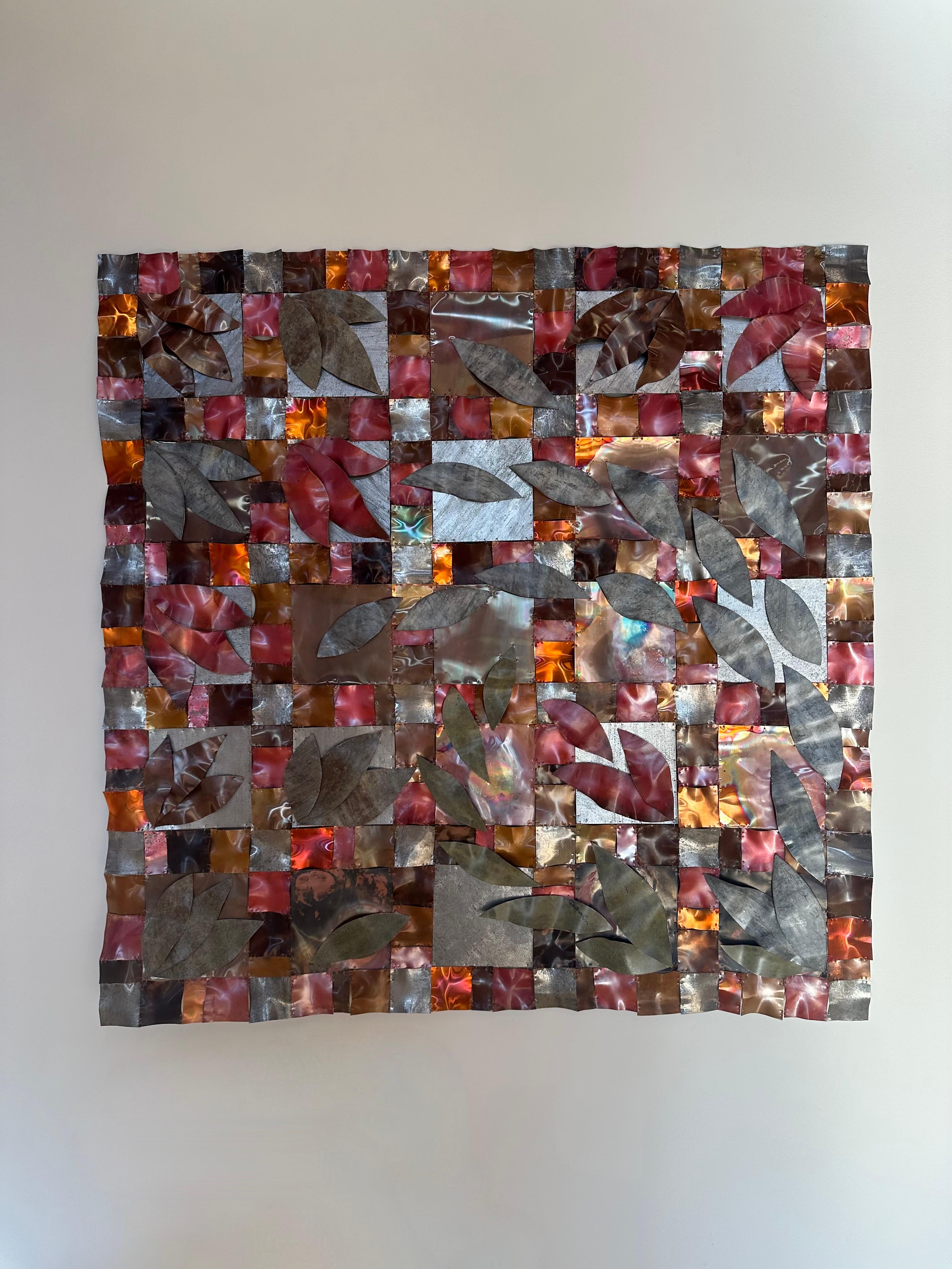 Fidelia - Escultura de Pared Cuadrada de Rejilla Metálica Hojas de Cobre, 2025 - Sculpture Contemporáneo de Carolyn Millstein