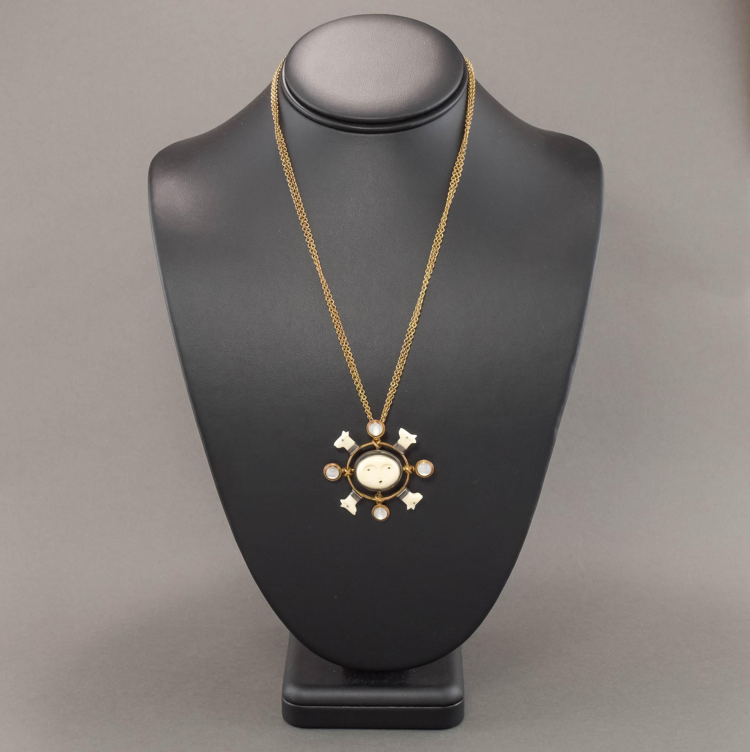 Carolyn Morris Bach Mondstein-Anhänger „Moon Dogs“ aus 18 Karat Gold und Sterling (Zeitgenössisch)