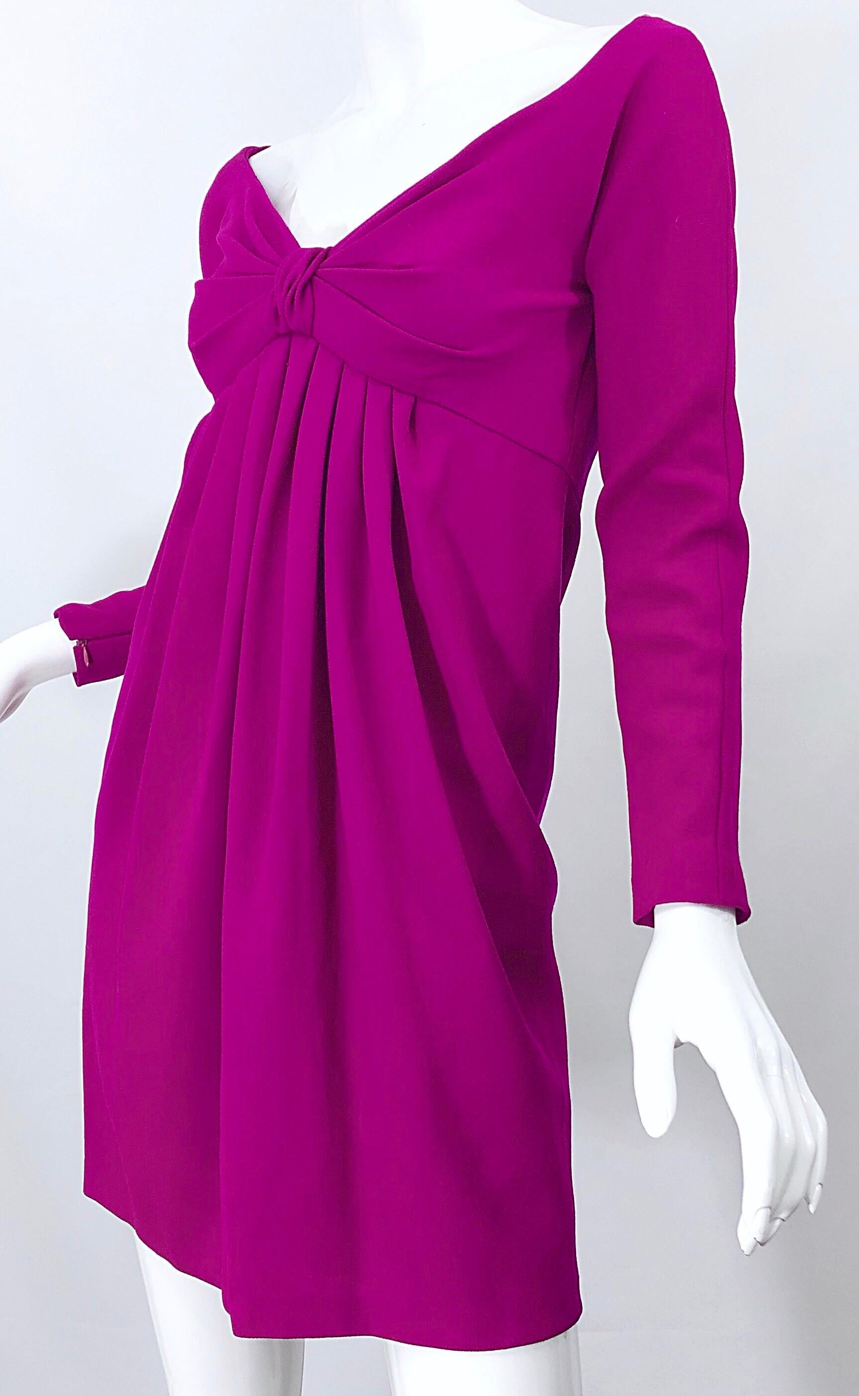 Carolyne Roehm Años 90 Fucsia Rosa Caliente Lana Vintage Años 90 Mini Vestido Imperio en venta 8