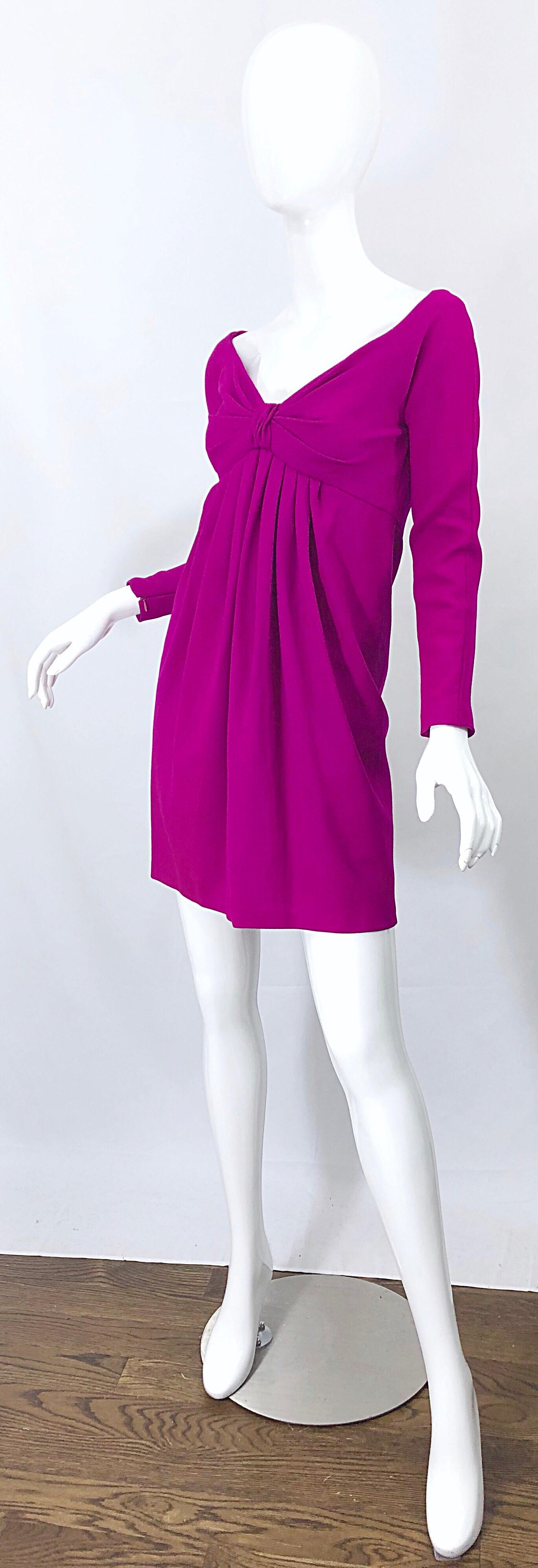 Carolyne Roehm 1990s Fuchsia Hot Pink Wool Vintage 90s Mini Empire Dress In Excellent Condition For Sale In San Diego, CA