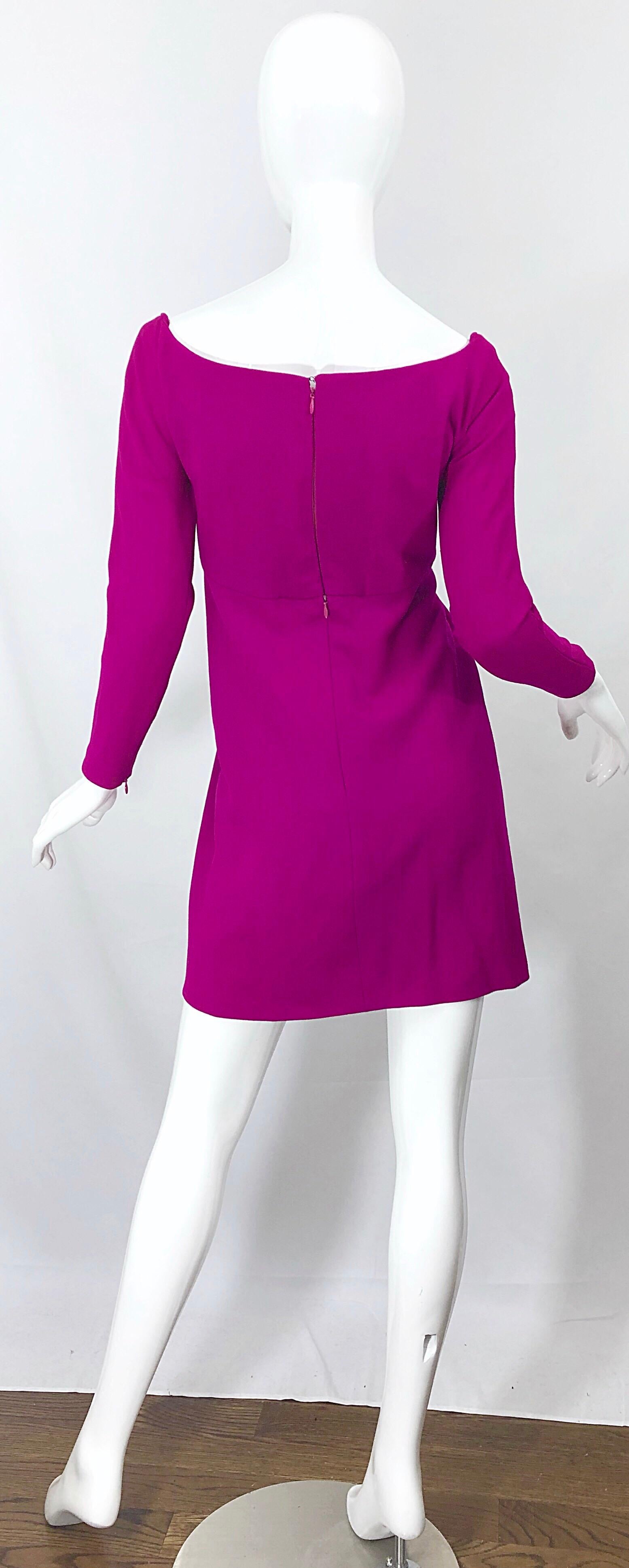 Carolyne Roehm Años 90 Fucsia Rosa Caliente Lana Vintage Años 90 Mini Vestido Imperio en venta 2