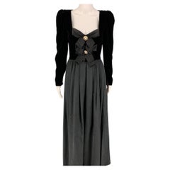 CAROLYNE ROEHM Size 6 Black Taffeta Moare' Long Dress