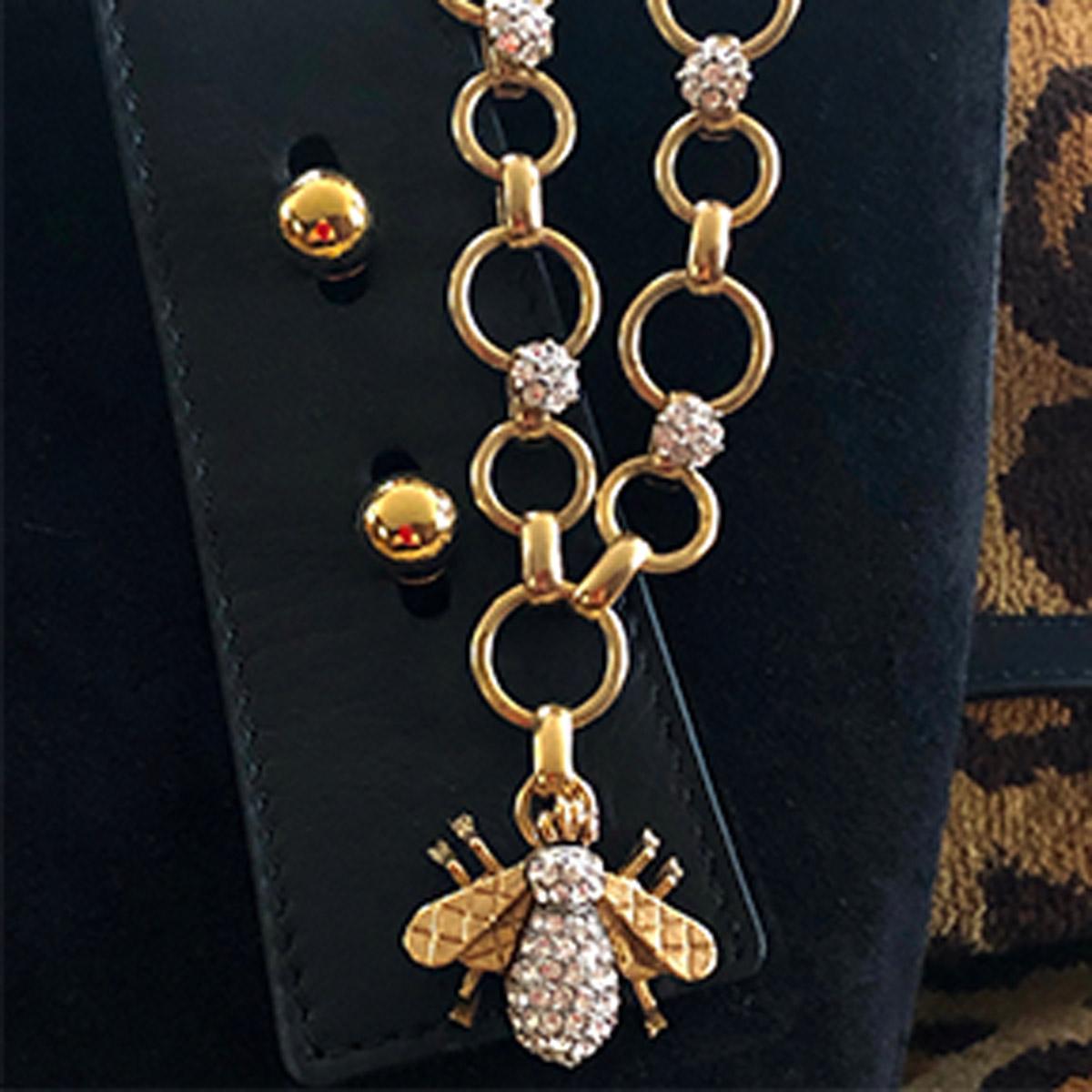 Carolyne Roehm x CINER Crystal Bee Necklace In New Condition For Sale In New York, NY
