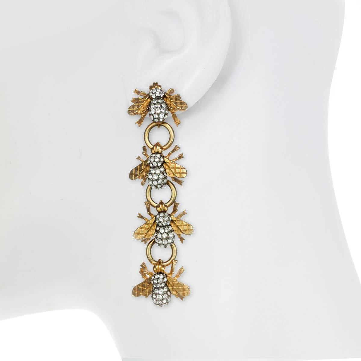 Contemporain Carolyne Roehm x CINER Boucles d'oreilles CLIP en forme d'abeille en cristal à quatre gouttes en vente