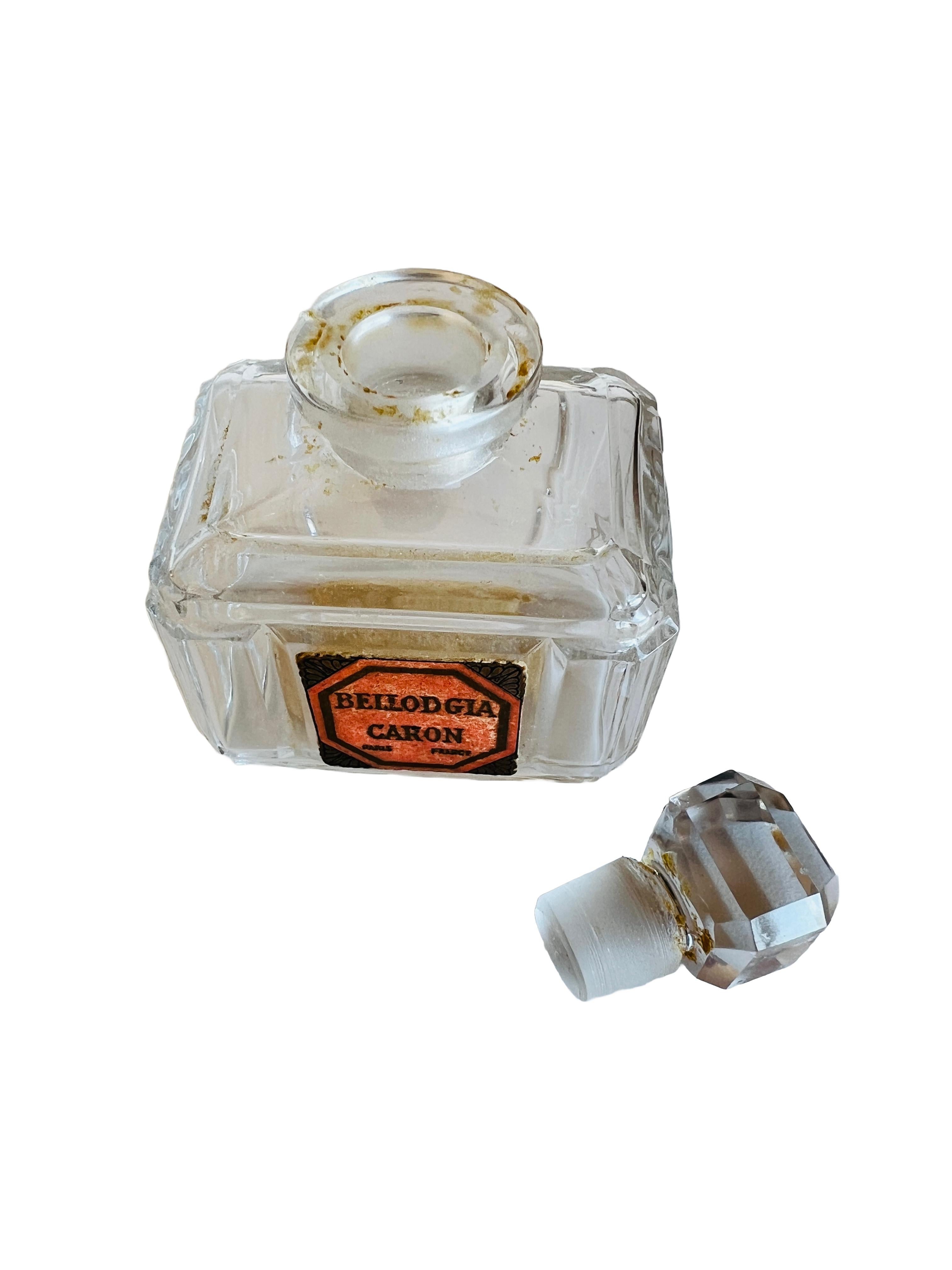 Frasco de perfume decorativo cuadrado de cristal Caron Bellodgia en Bueno estado para la venta en Sausalito, CA