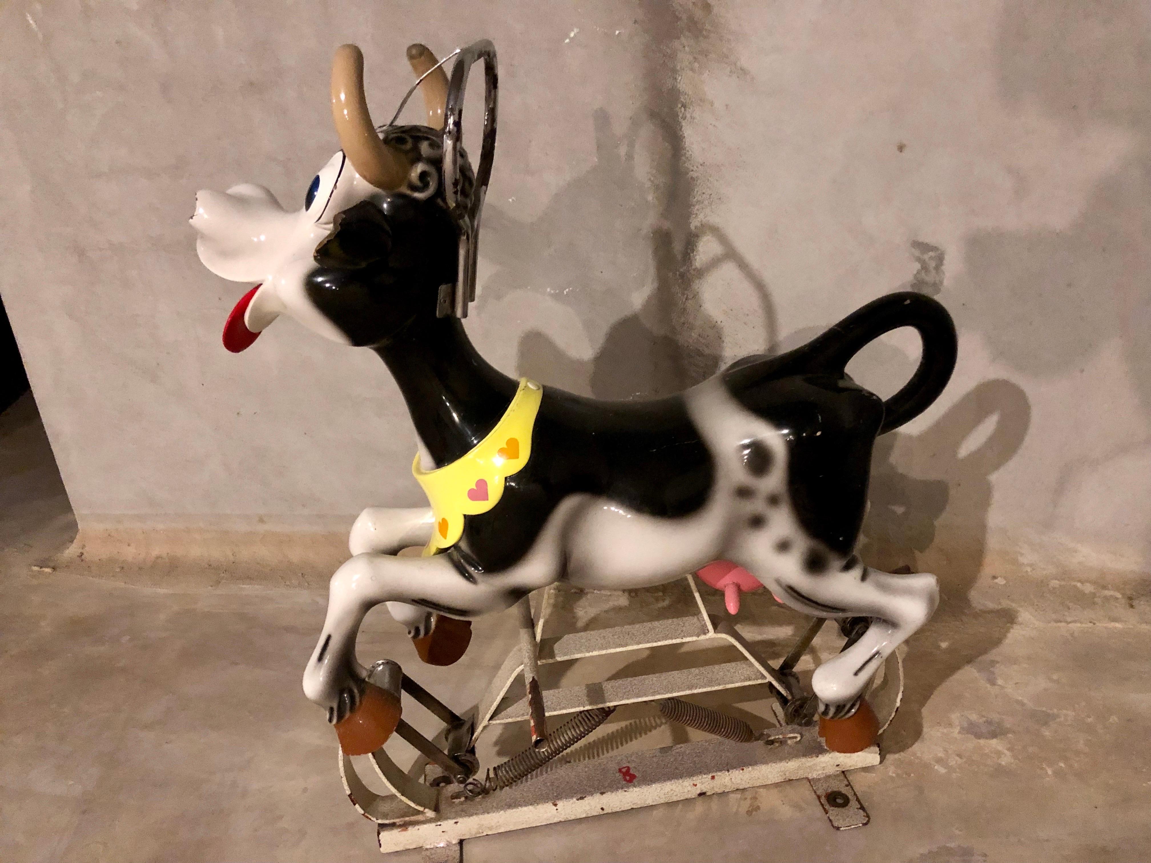 Carousel Cow Bernard Kindt, 1960s In Good Condition For Sale In Antwerp, BE