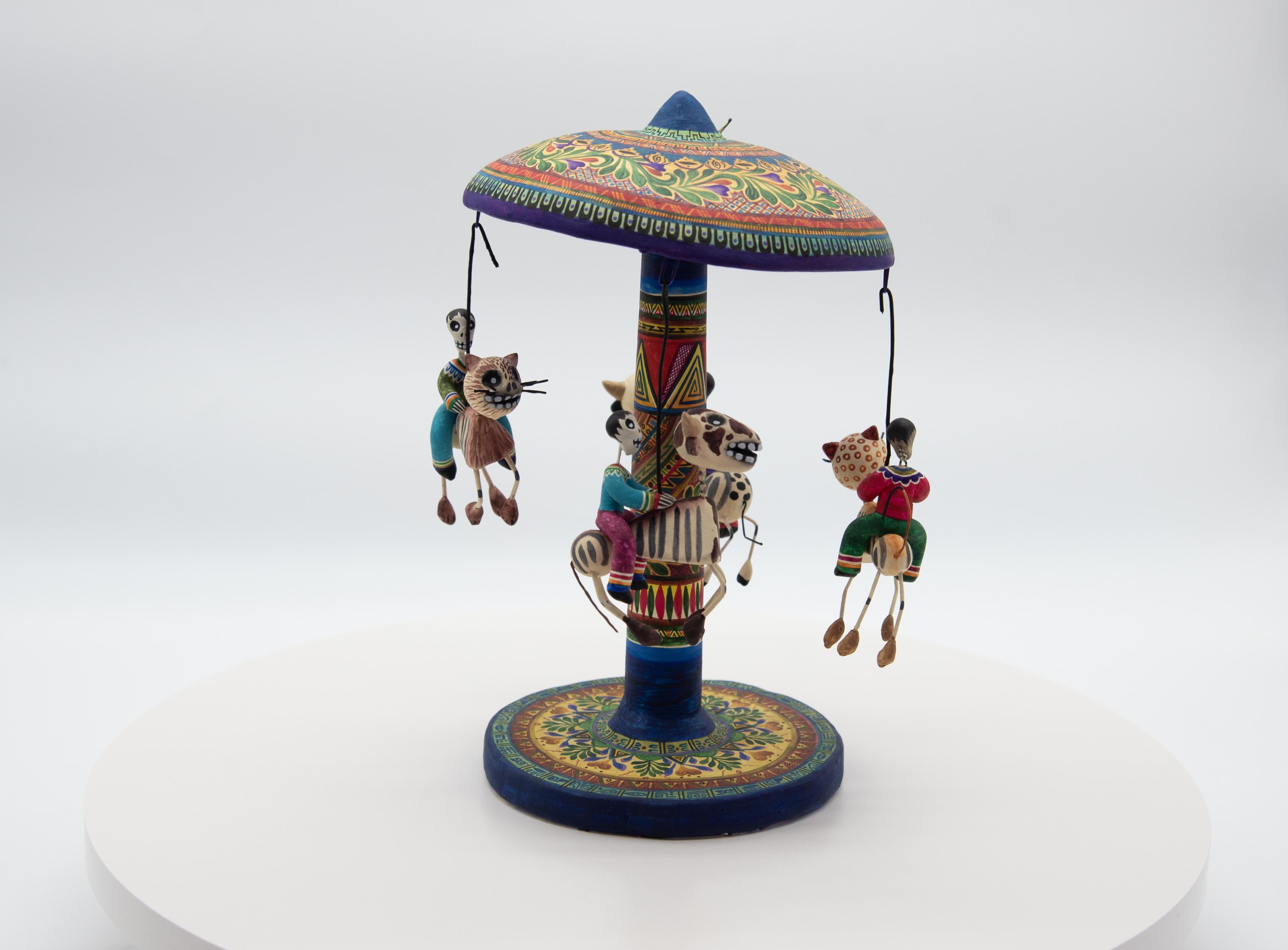 Carousel Day of the Dead Ceramic Mexican Folk Art by Familia Castillo  In Distressed Condition For Sale In Queretaro, Queretaro