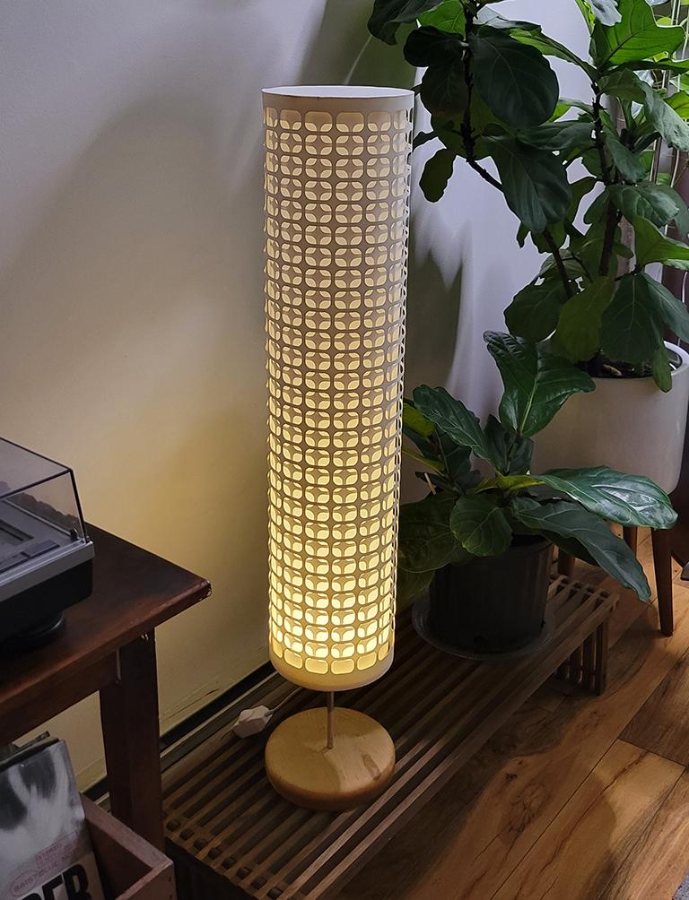 Designed and produced by Jason Robinson, Carousel (no.2) draws inspiration from the sculptural works of Isamu Noguchi and Erwin Hauer. Paper lanterns have existed long before Akari, however Noguchi brought his own language to the art form