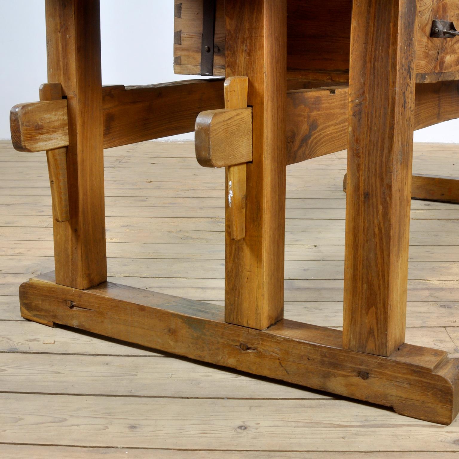 Carpenters Oak Workbench, circa 1900 6