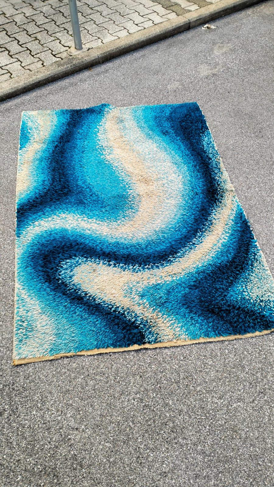 Carpet Blue Wool Mid-Century Modern, Italy, 1960s In Good Condition For Sale In Lucca, IT