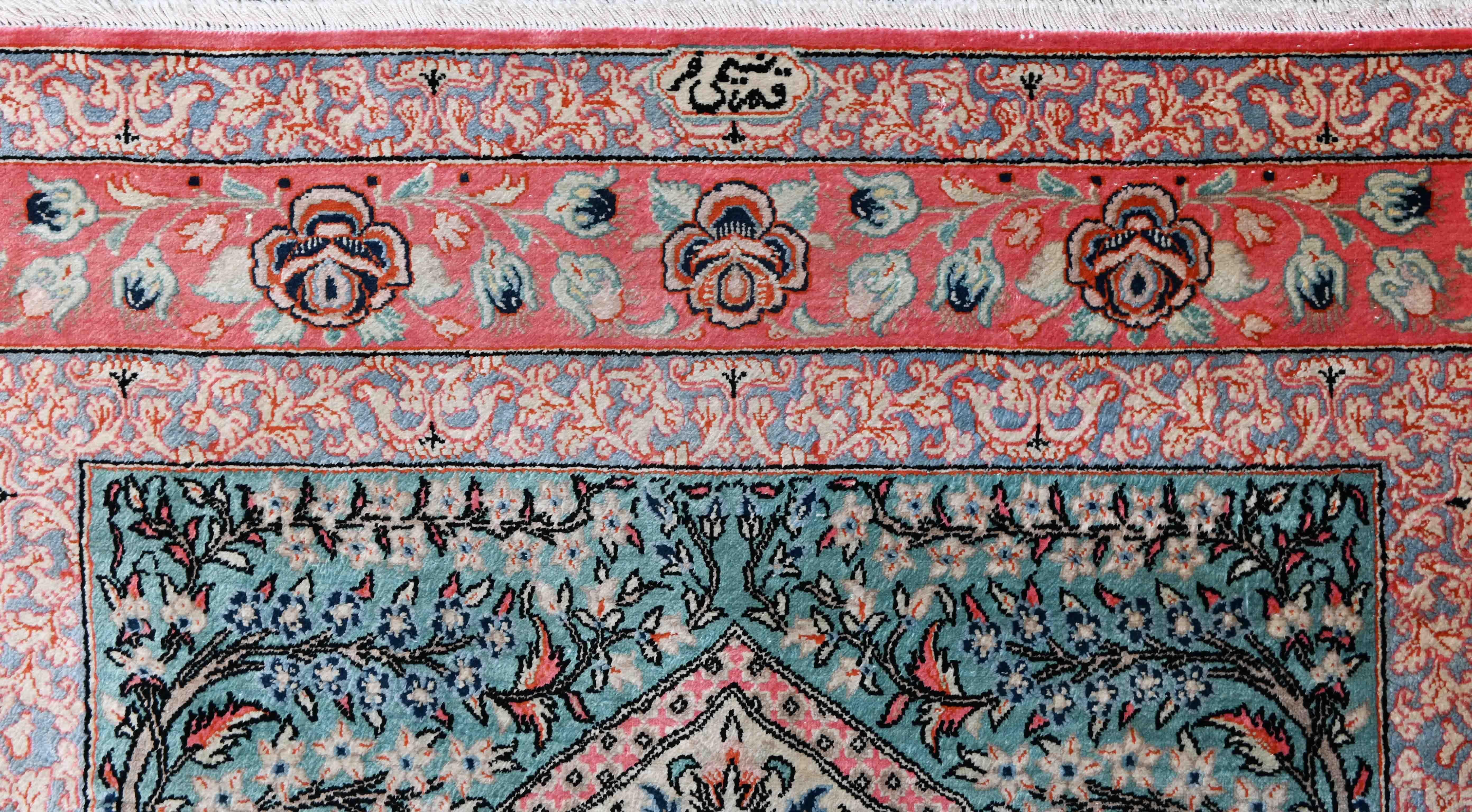 Fine XX secolo Tappeto del Regno di Persia, interamente in seta - CIRCA 1980 - N. 1593 in vendita