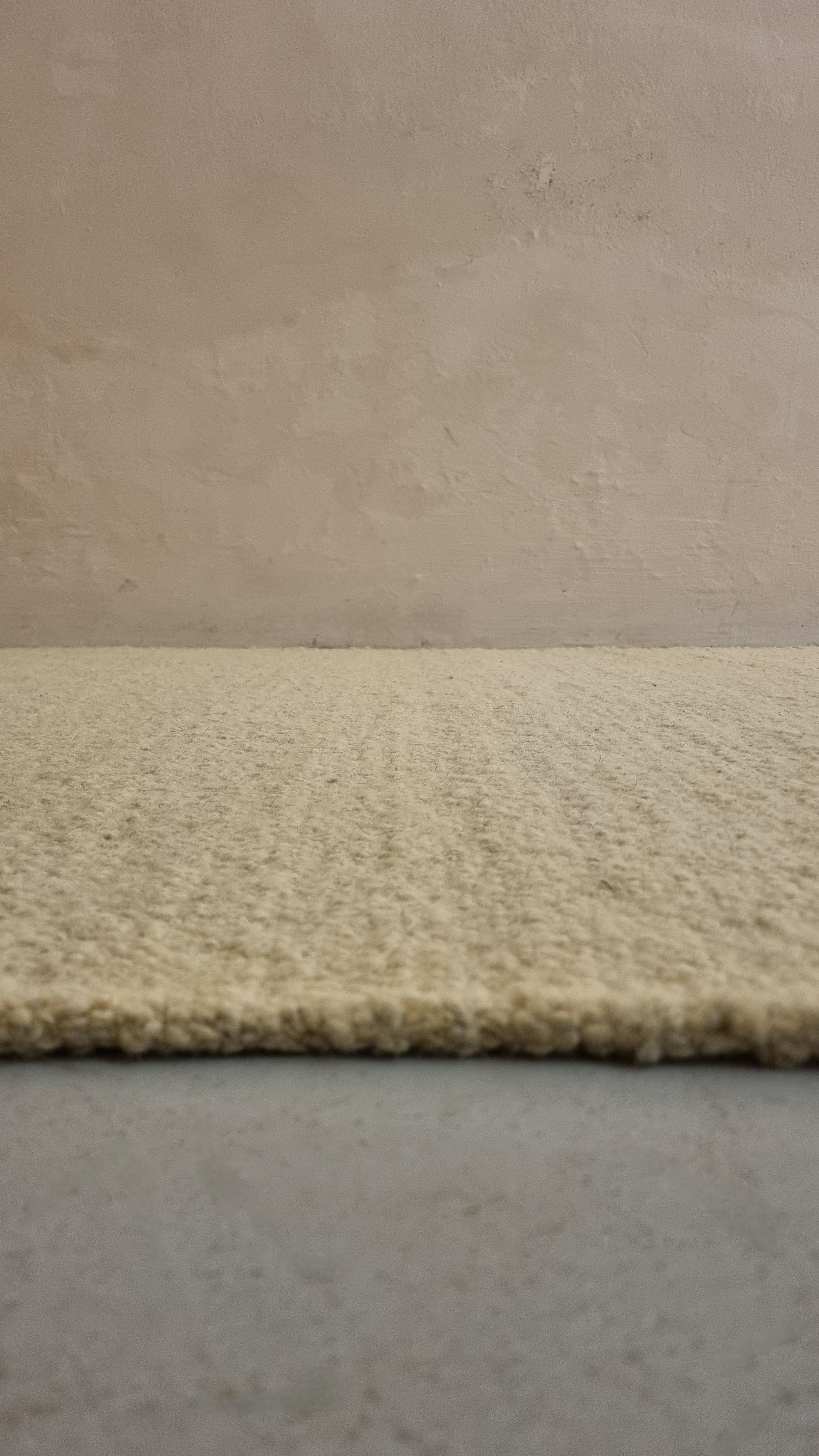 Annodato a mano Carpet of italian manufacture 100% wool 1970s in vendita