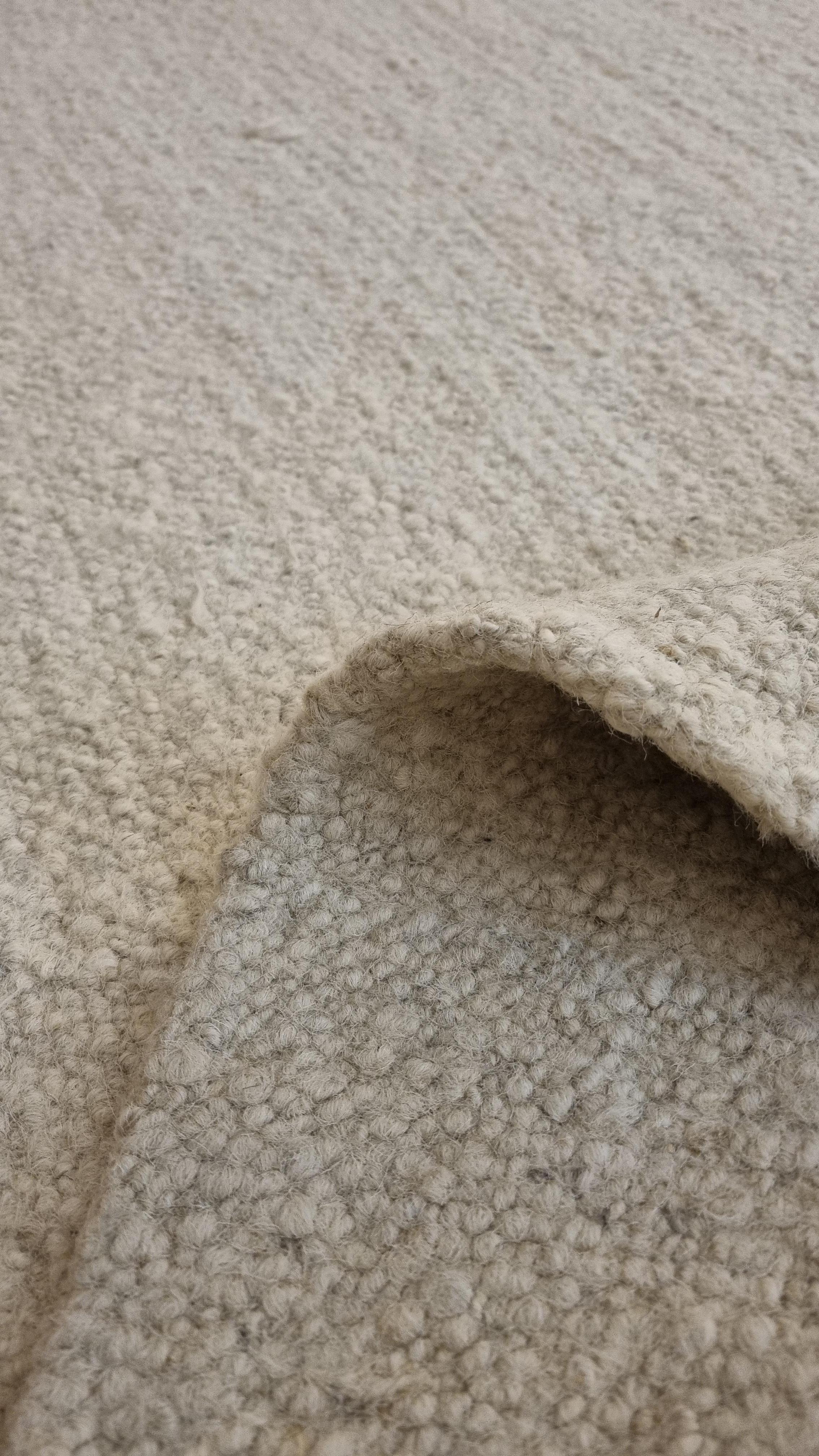 Carpet of italian manufacture 100% wool 1970s In condizioni ottime in vendita a Arezzo, Italy