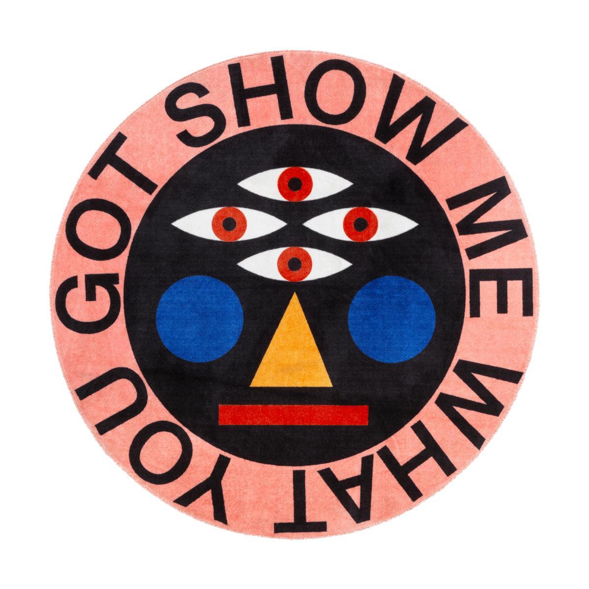 Belge Tapis Oggian Show Me What You Got Round en polyester et polyamide non-slip en vente