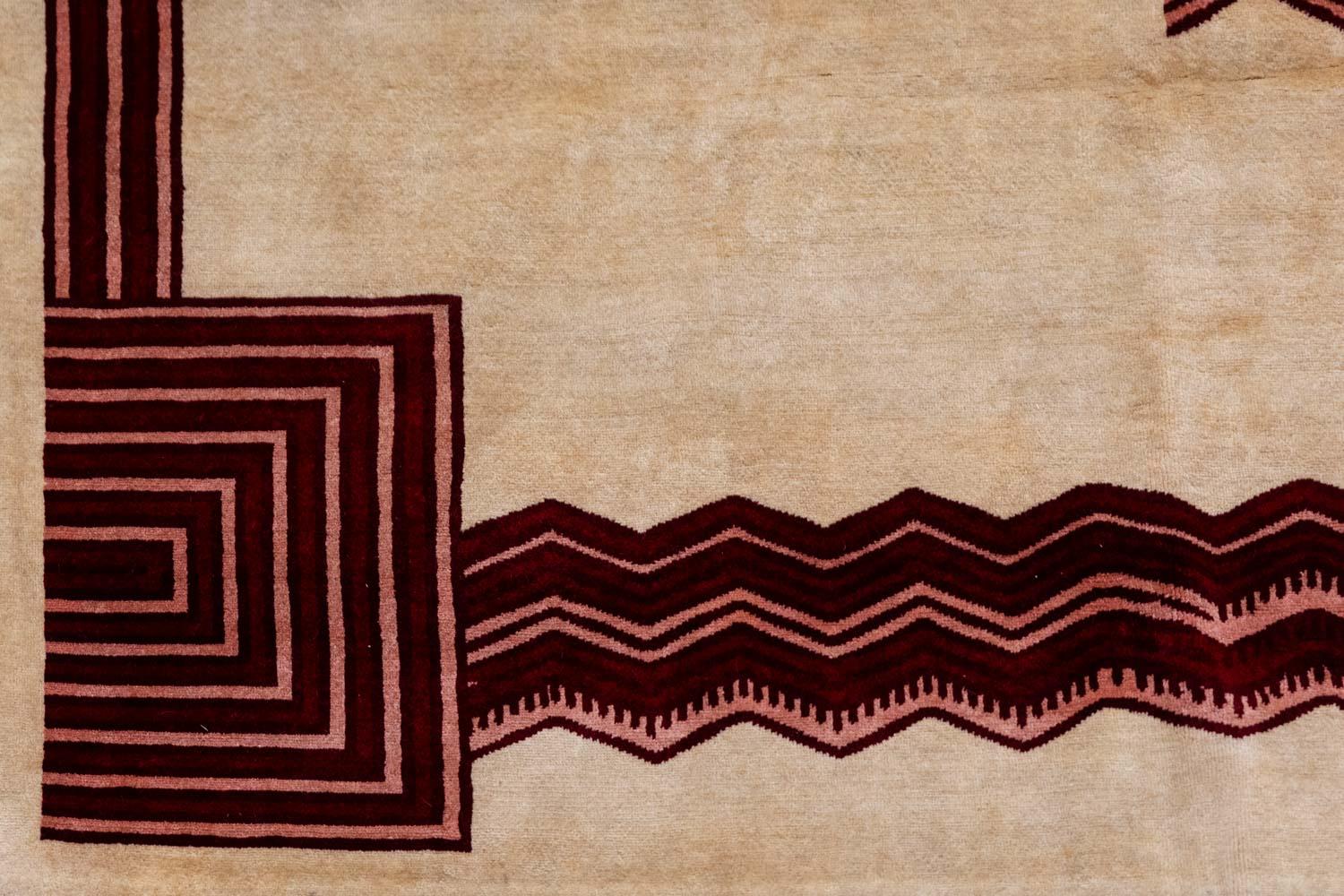 Teppich, oder Wandteppich aus Wolle, im Art-déco-Stil. Zeitgenössische Arbeit. im Zustand „Hervorragend“ im Angebot in Saint-Ouen, FR