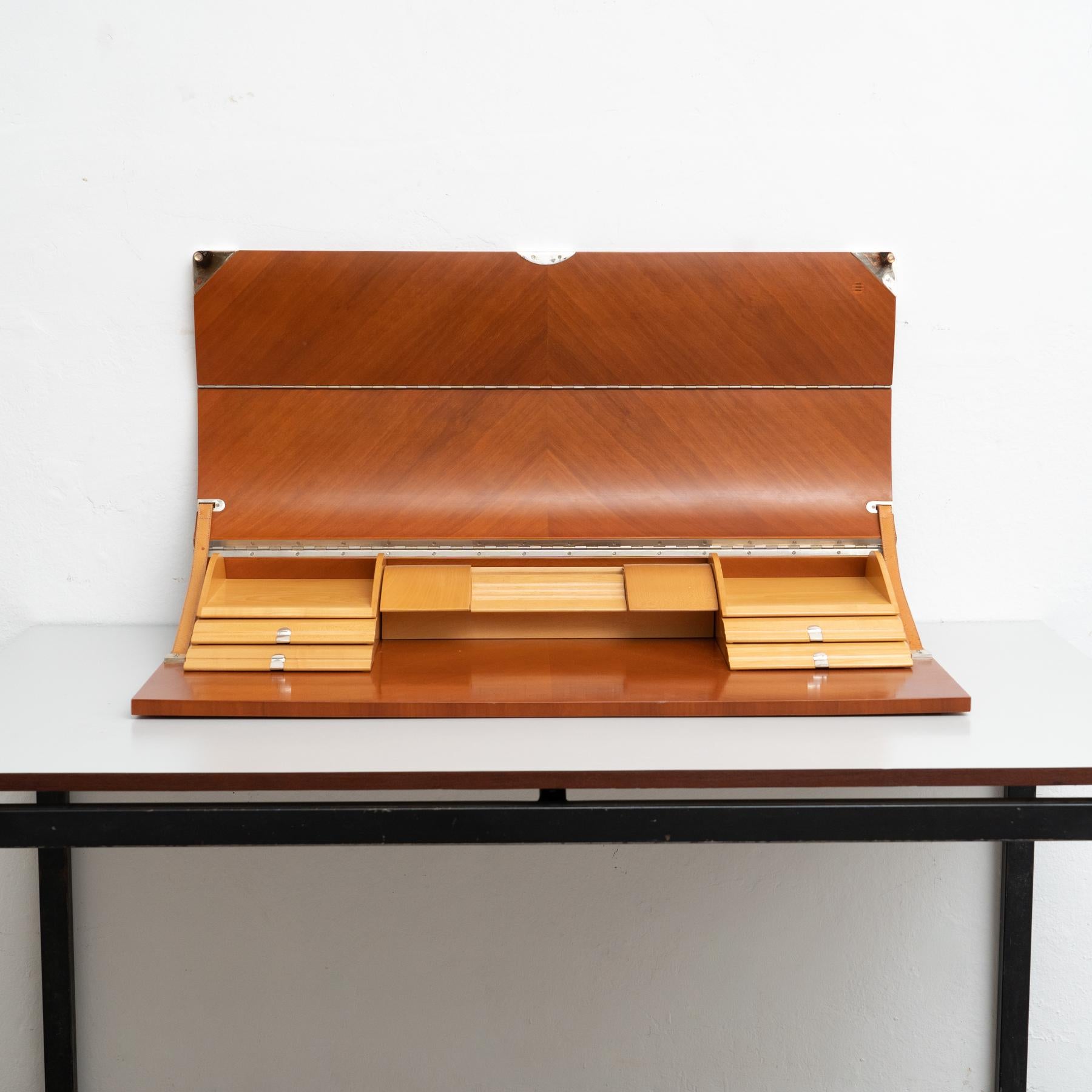 Mid-Century Modern Carpett Desk by Jaime Tresserra, circa 1987