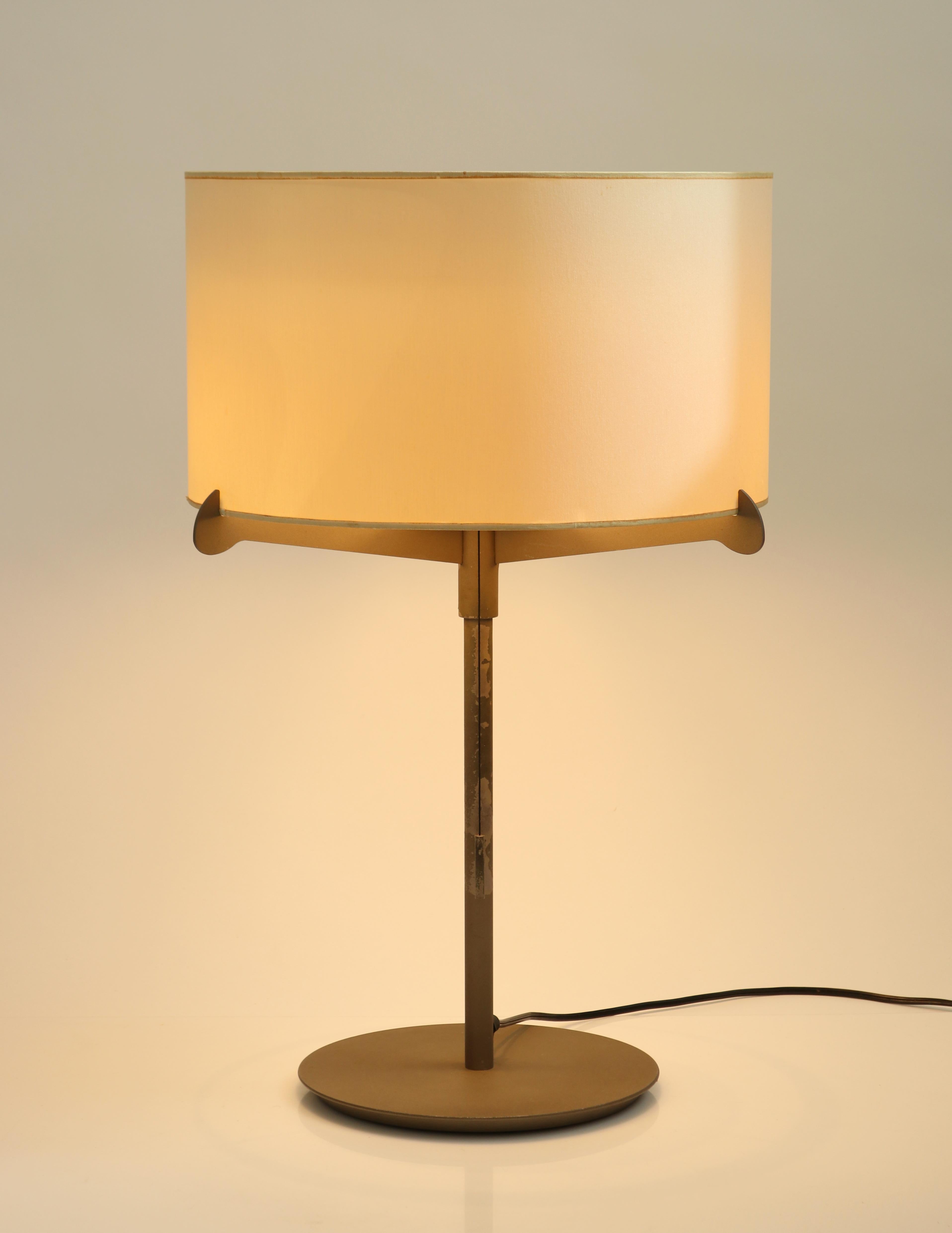 Carpyen Gabriel Teixido c.1974 Spanish Metal Cotton Shade Table Desk Light Lamp  In Good Condition In Thiensville, WI