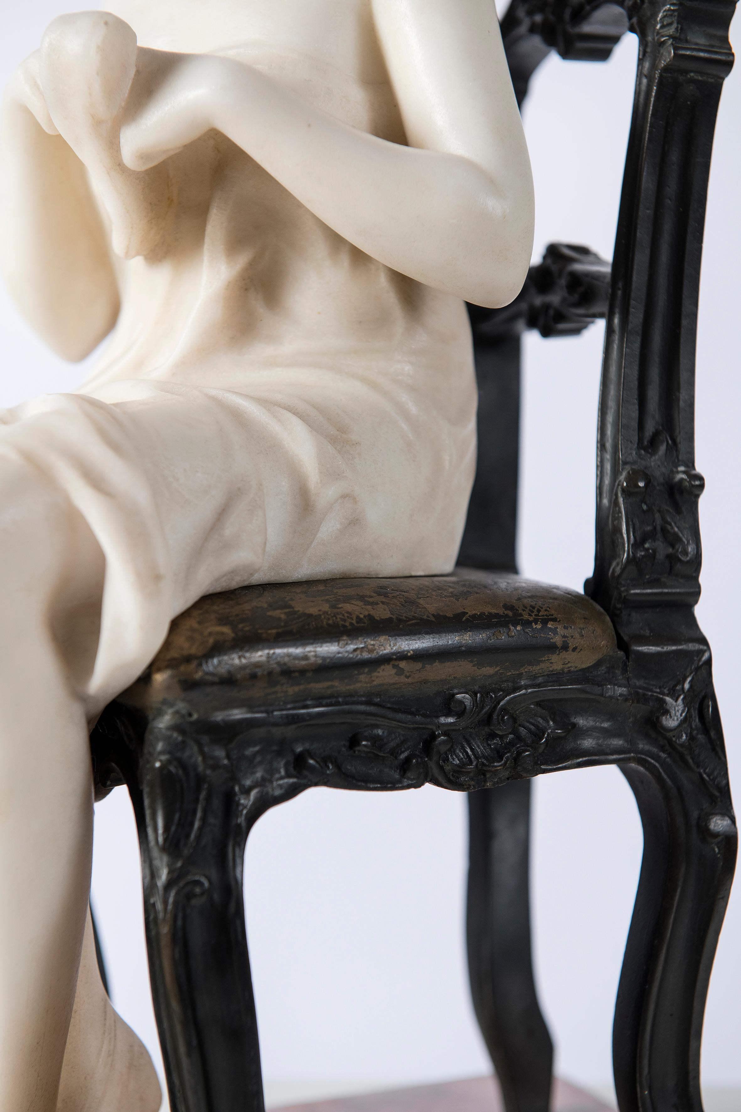 Scultura in marmo e bronzo di Carrara, periodo Art Déco, Francia, 1920 circa In condizioni buone in vendita a Buenos Aires, Buenos Aires