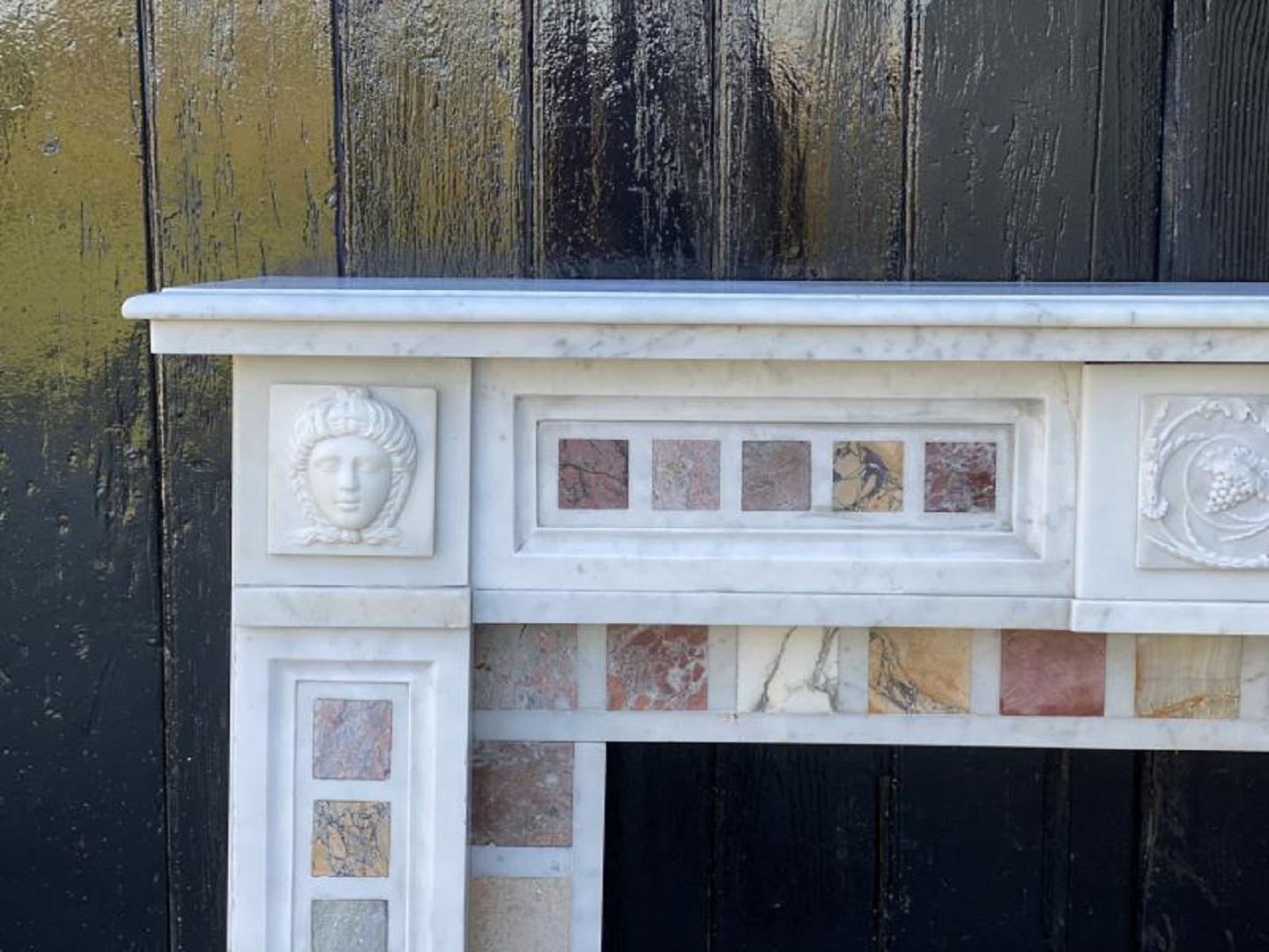 Carrara Marble and Statuary White Marble Fireplace, Napoleon III In Good Condition In Brussels, BE
