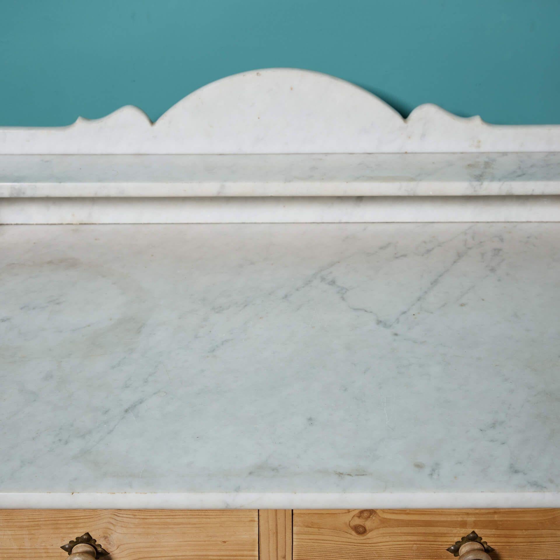 Lavabo Antiguo de Mármol de Carrara en Bastante bueno estado para la venta en Wormelow, Herefordshire