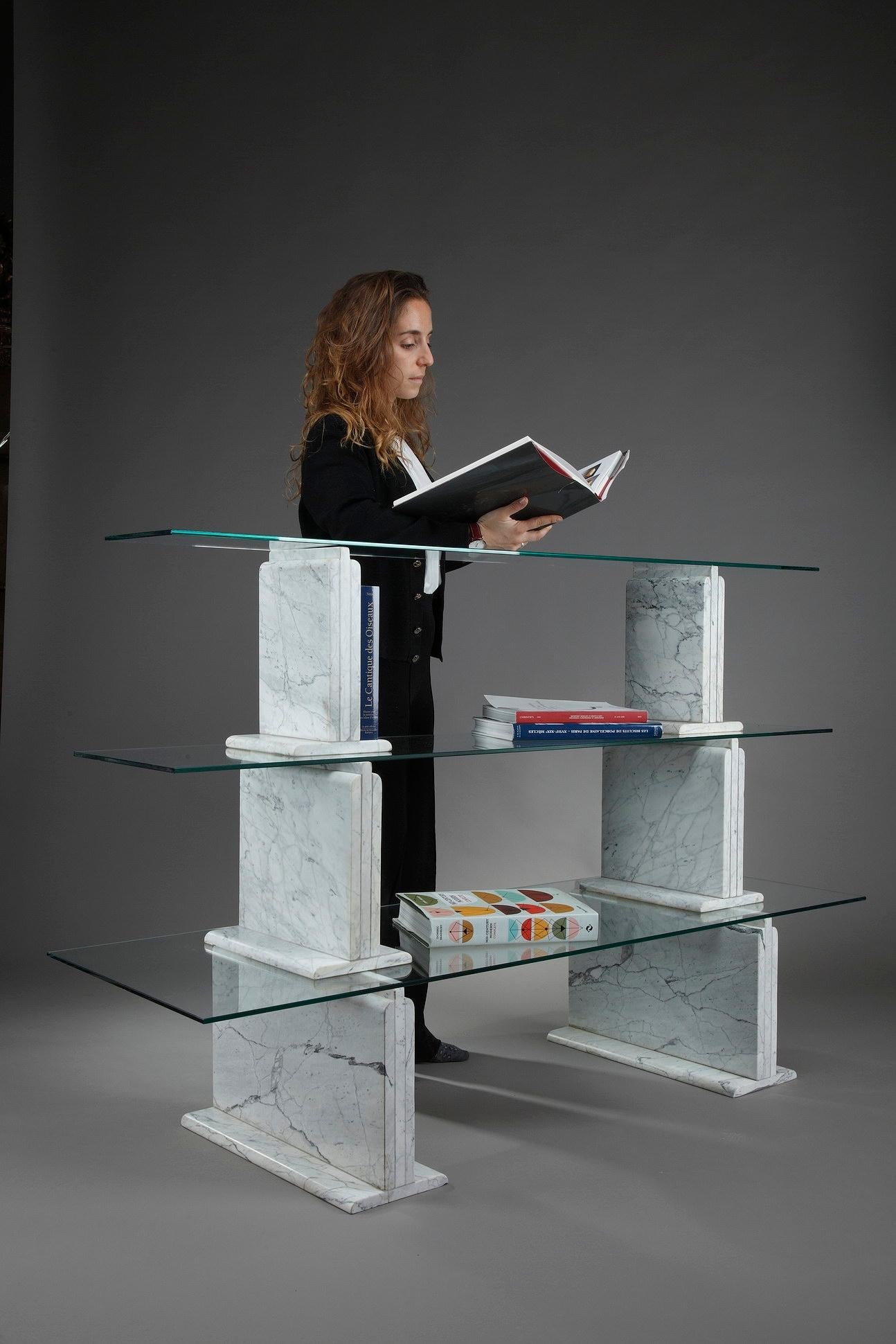 Carrara Marble Bookcase with Glass Shelves, 1970 For Sale 9