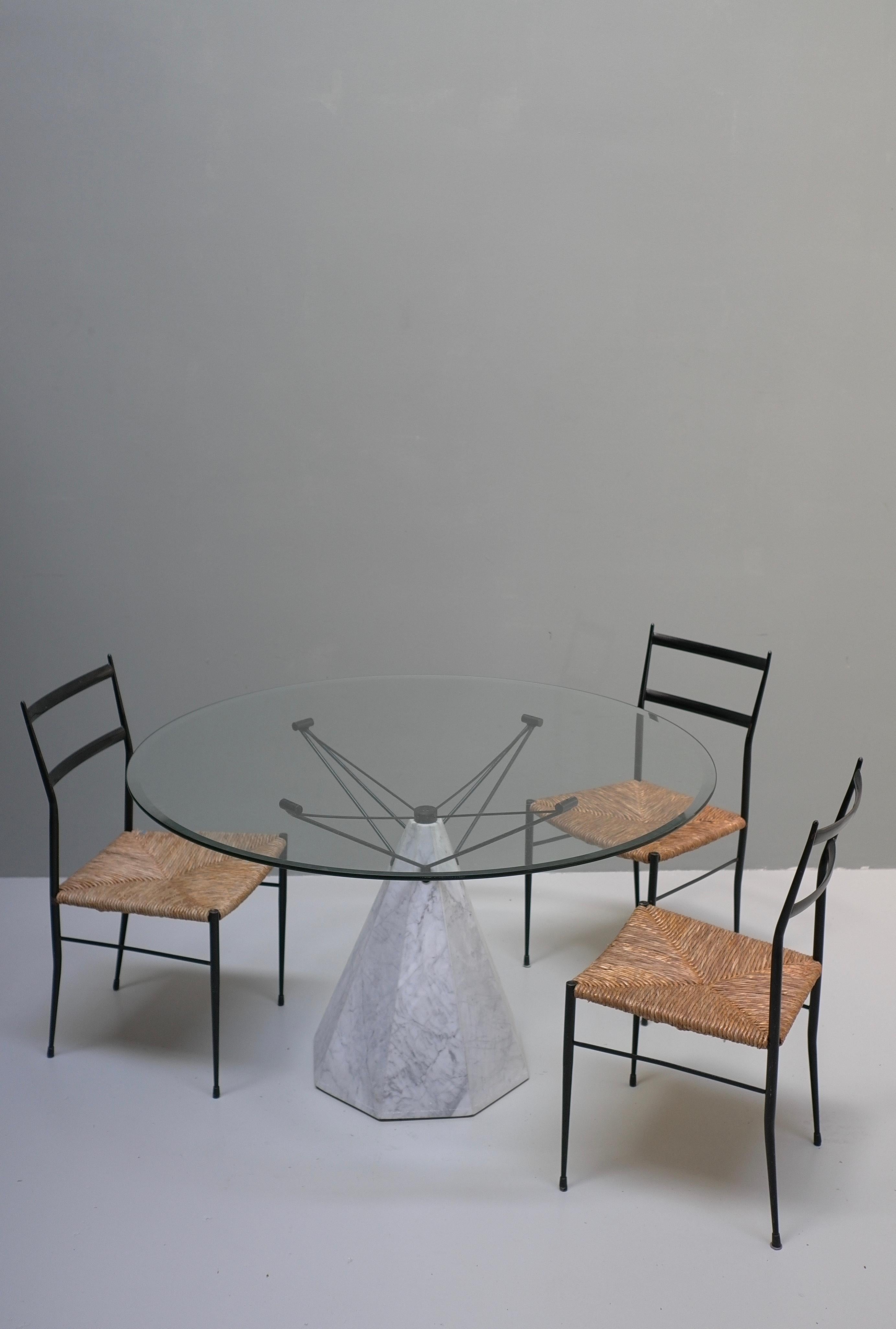 Carrara Marble Dining Table with Glass Top, Italy, 1970's In Good Condition For Sale In Den Haag, NL