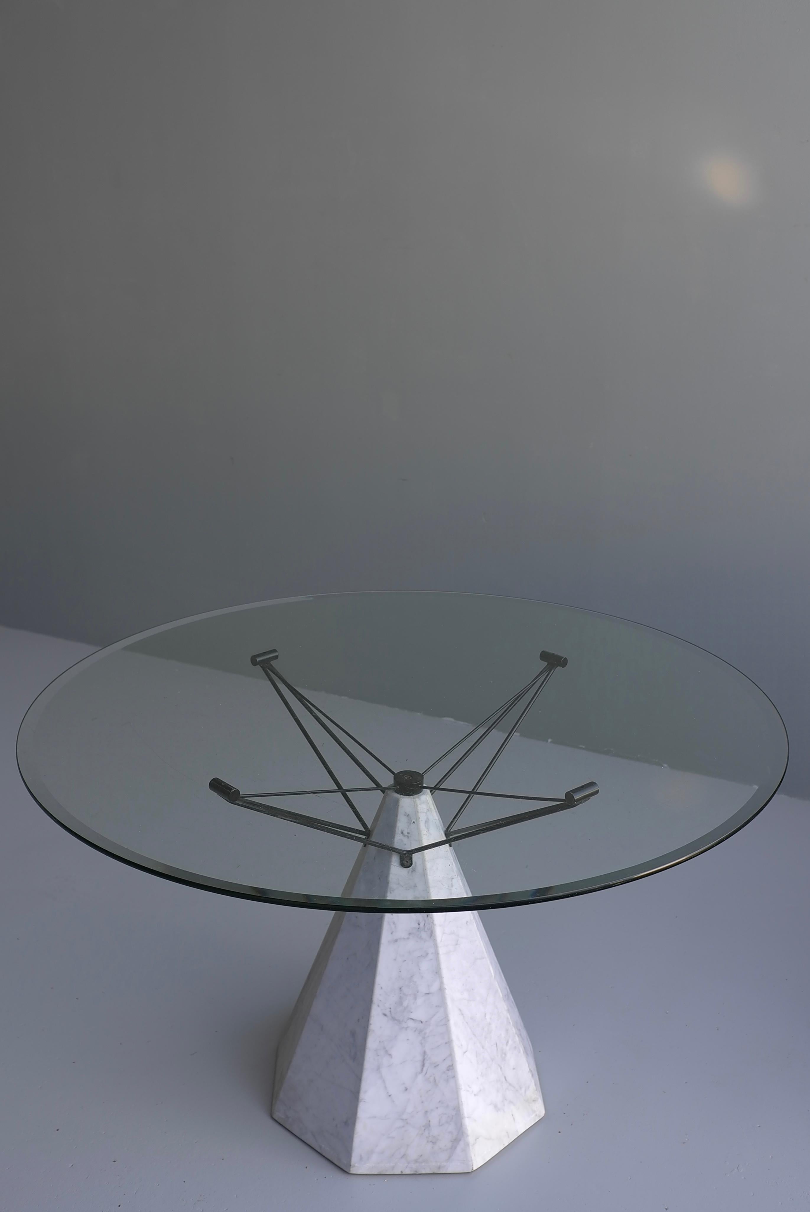 Carrara Marble Dining Table with Glass Top, Italy, 1970's For Sale 1