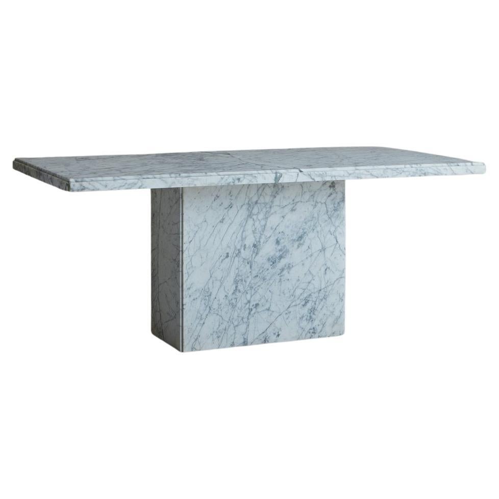 Mesa de comedor de mármol de Carrara con base de pedestal, Italia Años 70