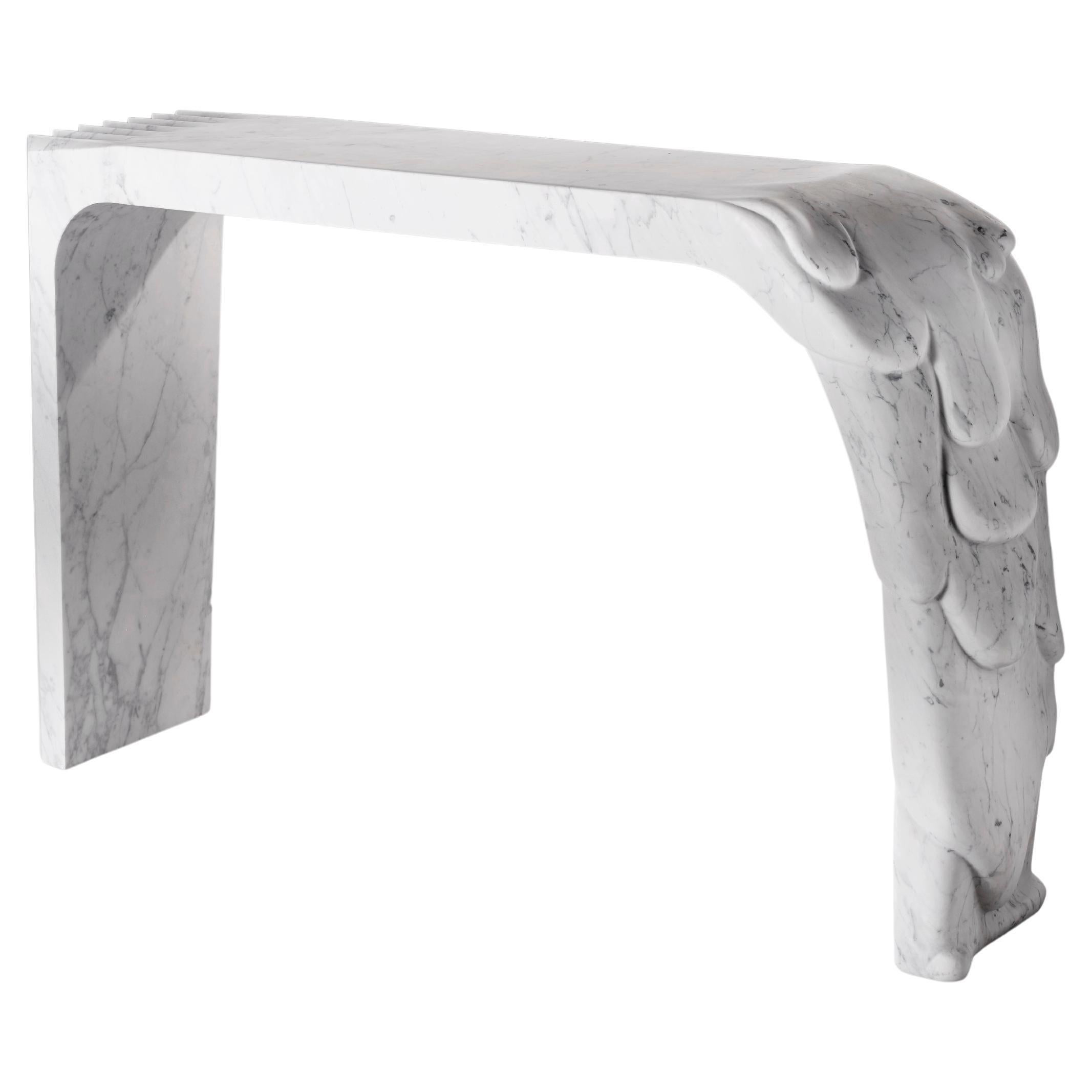Console scultorea in marmo di Carrara Evoluzione di Atelier TERRAI
