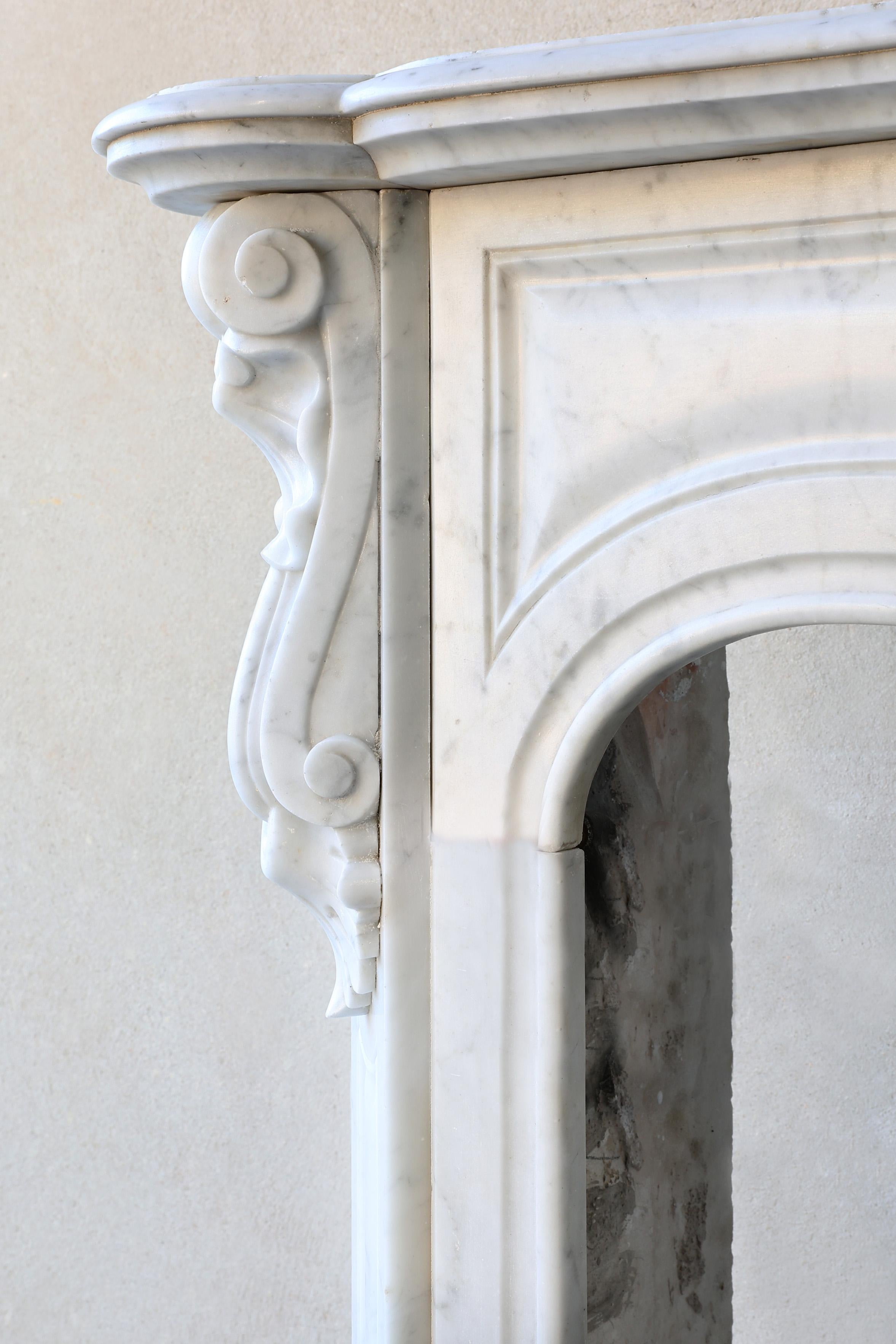 Carrara Marble Fireplace in the Style of Pompadour from the 19th Century For Sale 6