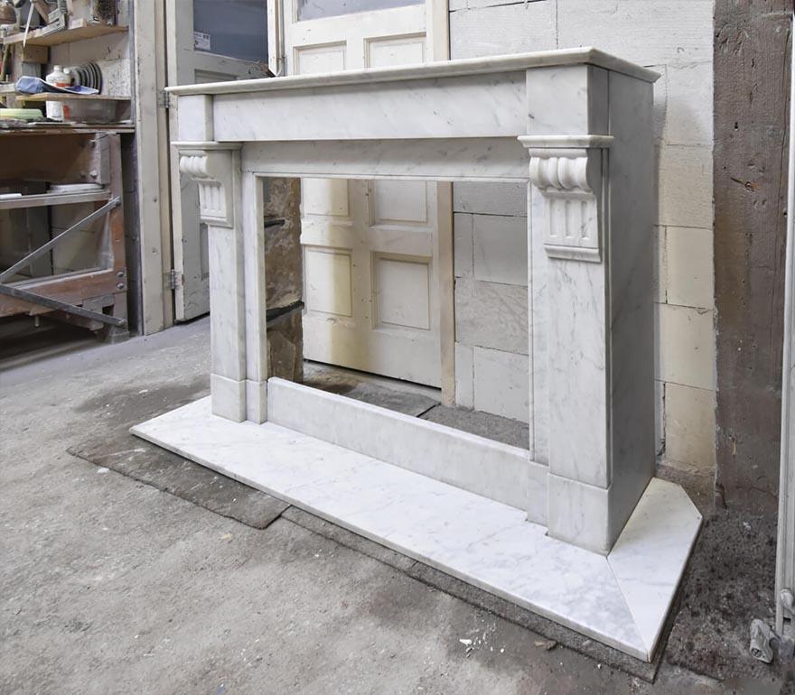 Carrara marble firplace mantel 19th Century In Fair Condition For Sale In Udenhout, NL