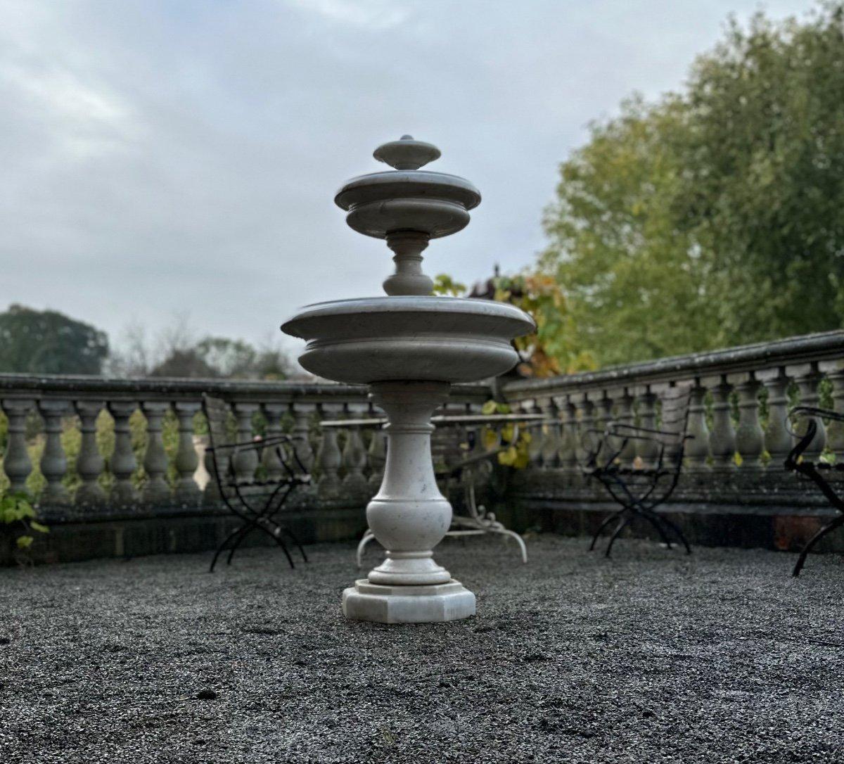 XIXe siècle Fontaine en marbre de Carrare, vers 1880