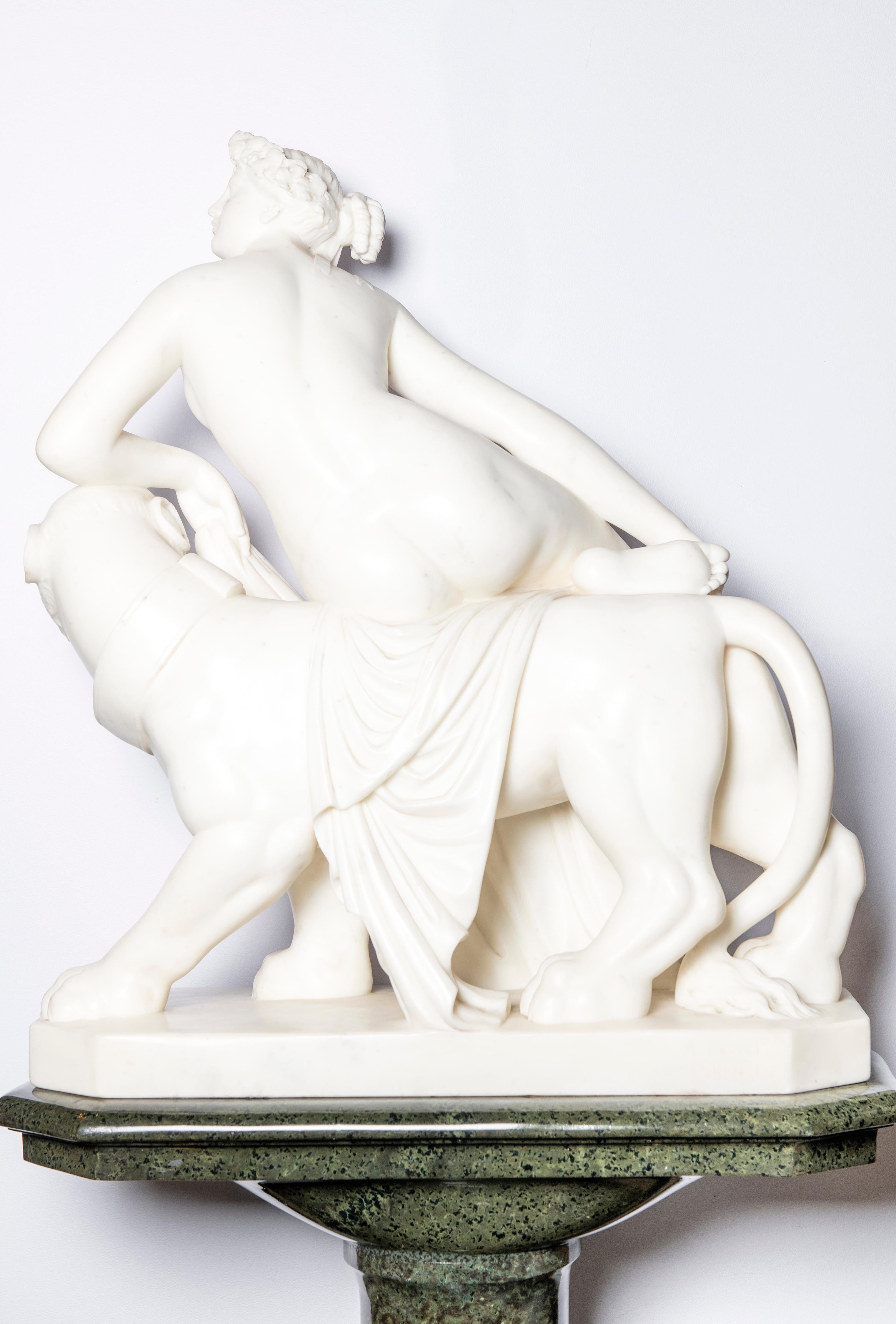 italien Sculpture en marbre de Carrare 