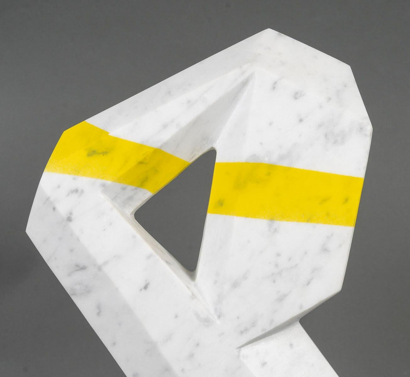 Carrara marble sculpture by François Fernandez, known as SAVY, signed and dated 2001.

Sculpture in Carrara marble and yellow lacquer by the sculptor François Fernandez, known as SAVY, signed Savy and dated 2001.
H: 48cm (excluding base), W: 24cm,