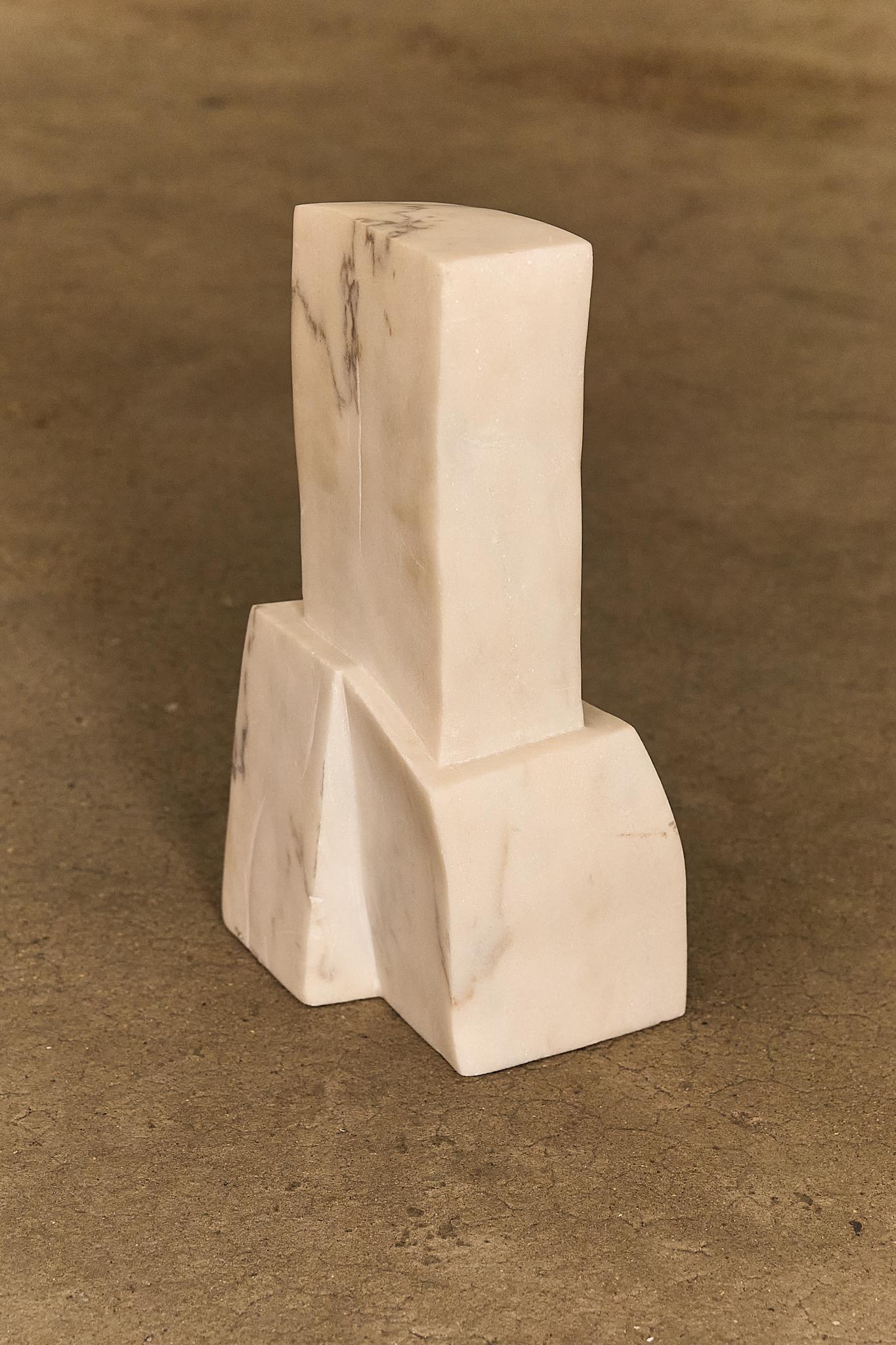 Carrara Marble Sculpture In Excellent Condition For Sale In London, GB