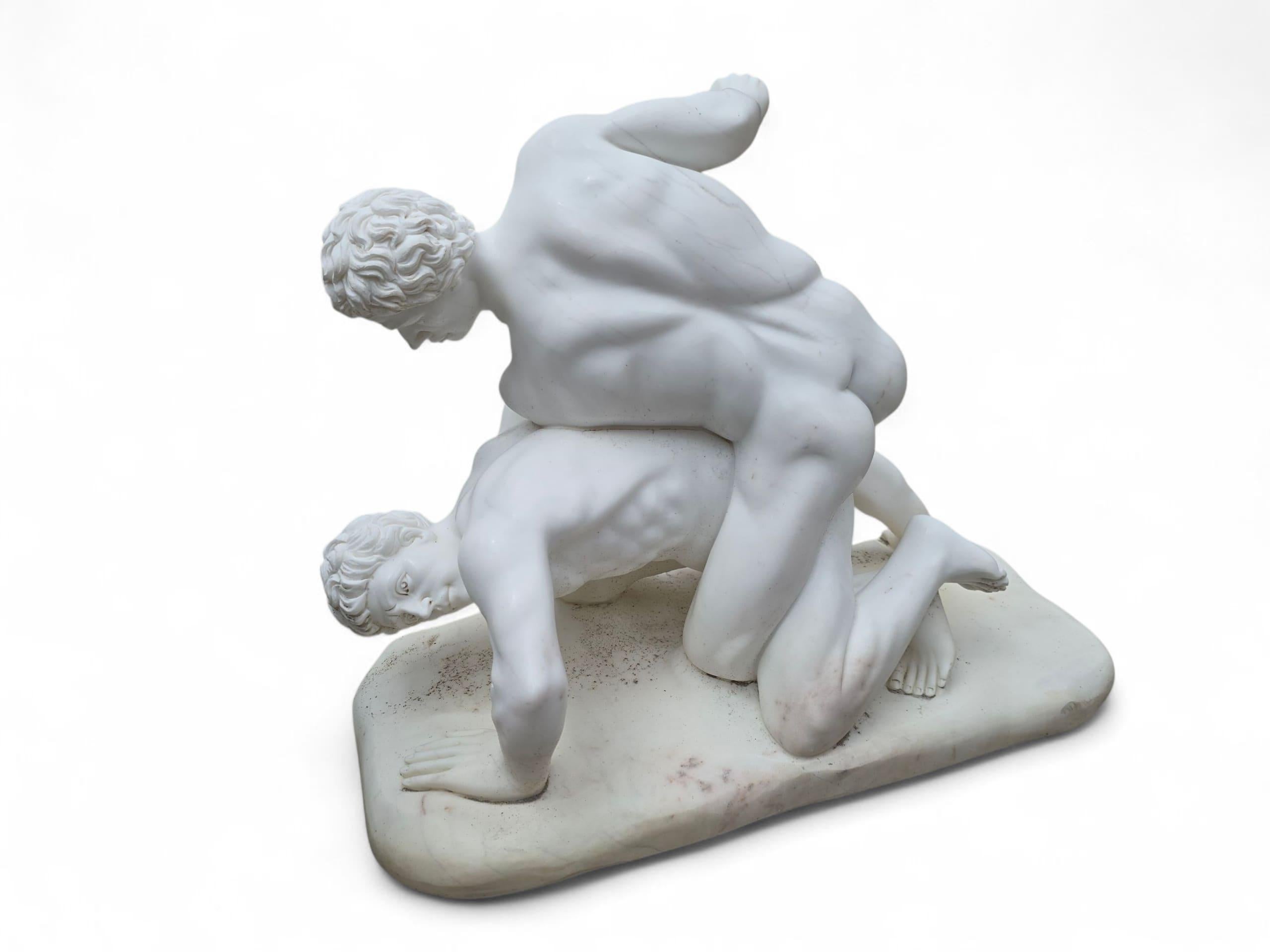 Carrara Marble Sculpture of Classical Wrestlers, Italy In Good Condition For Sale In Madrid, ES