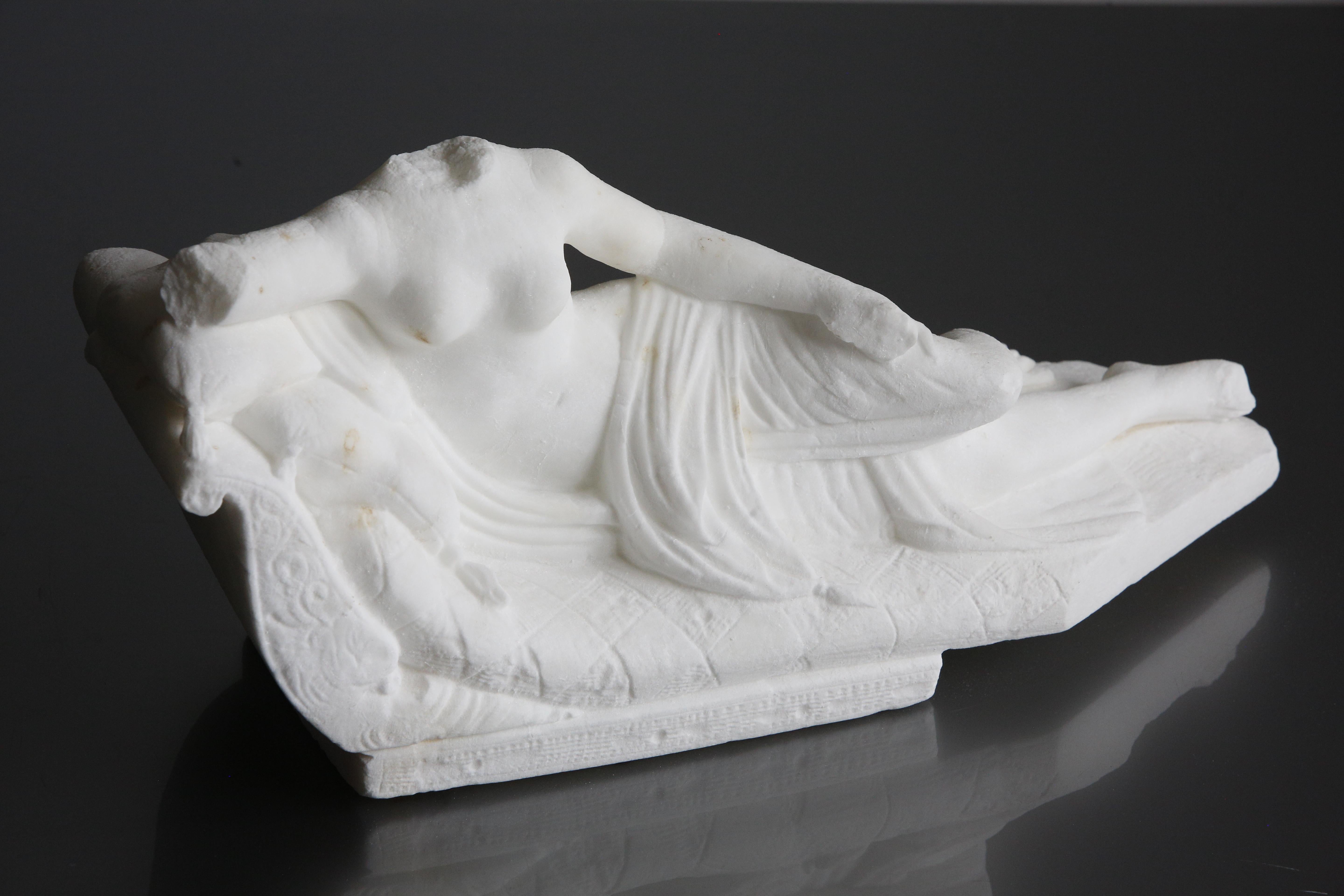 XIXe siècle Sculpture en marbre de Carrare Pauline Bonaparte Venus Victrix Antonio Canova en vente
