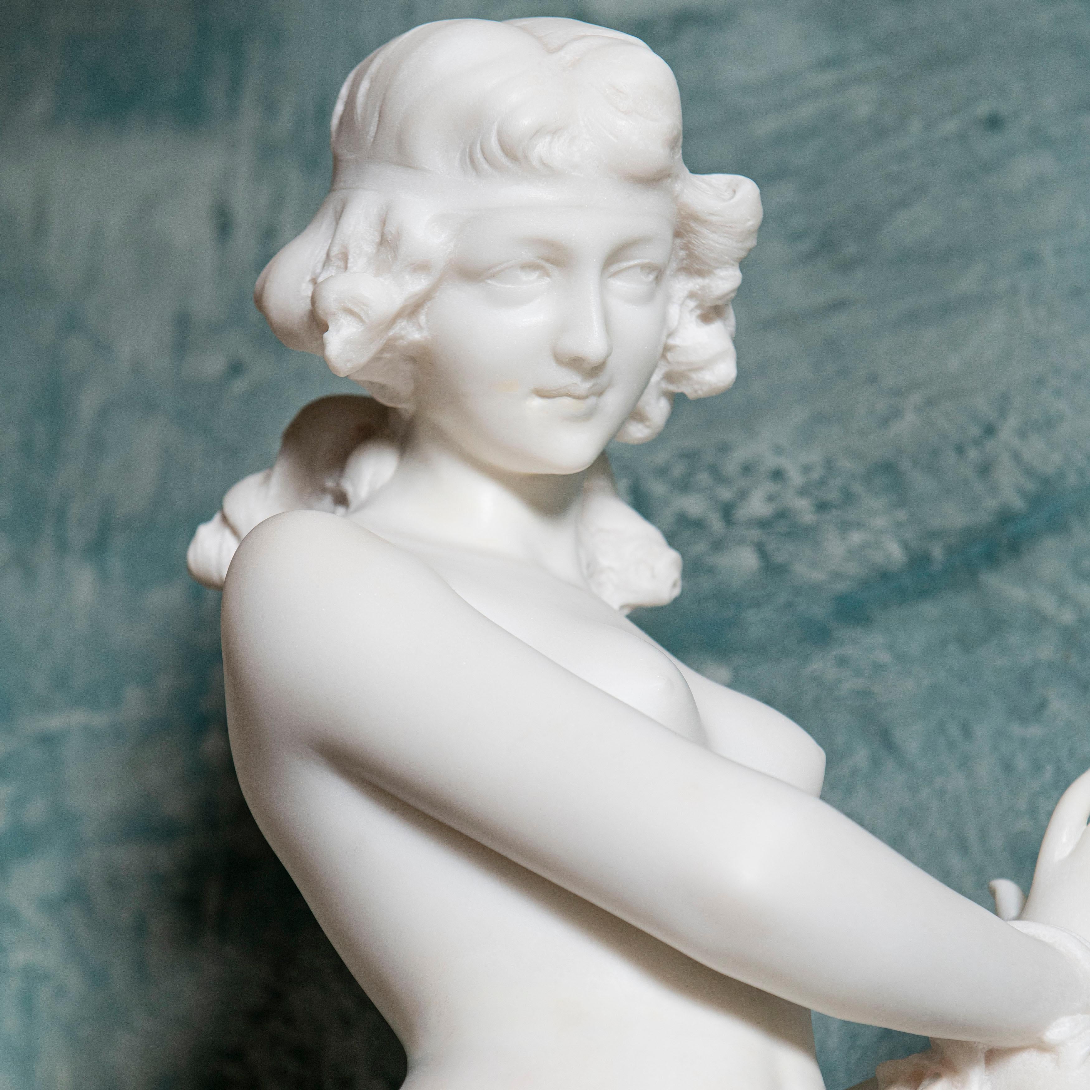Marbre de Carrare Sculpture en marbre de Carrare signée A. Batacchi, Italie, Florence, fin du XIXe siècle en vente