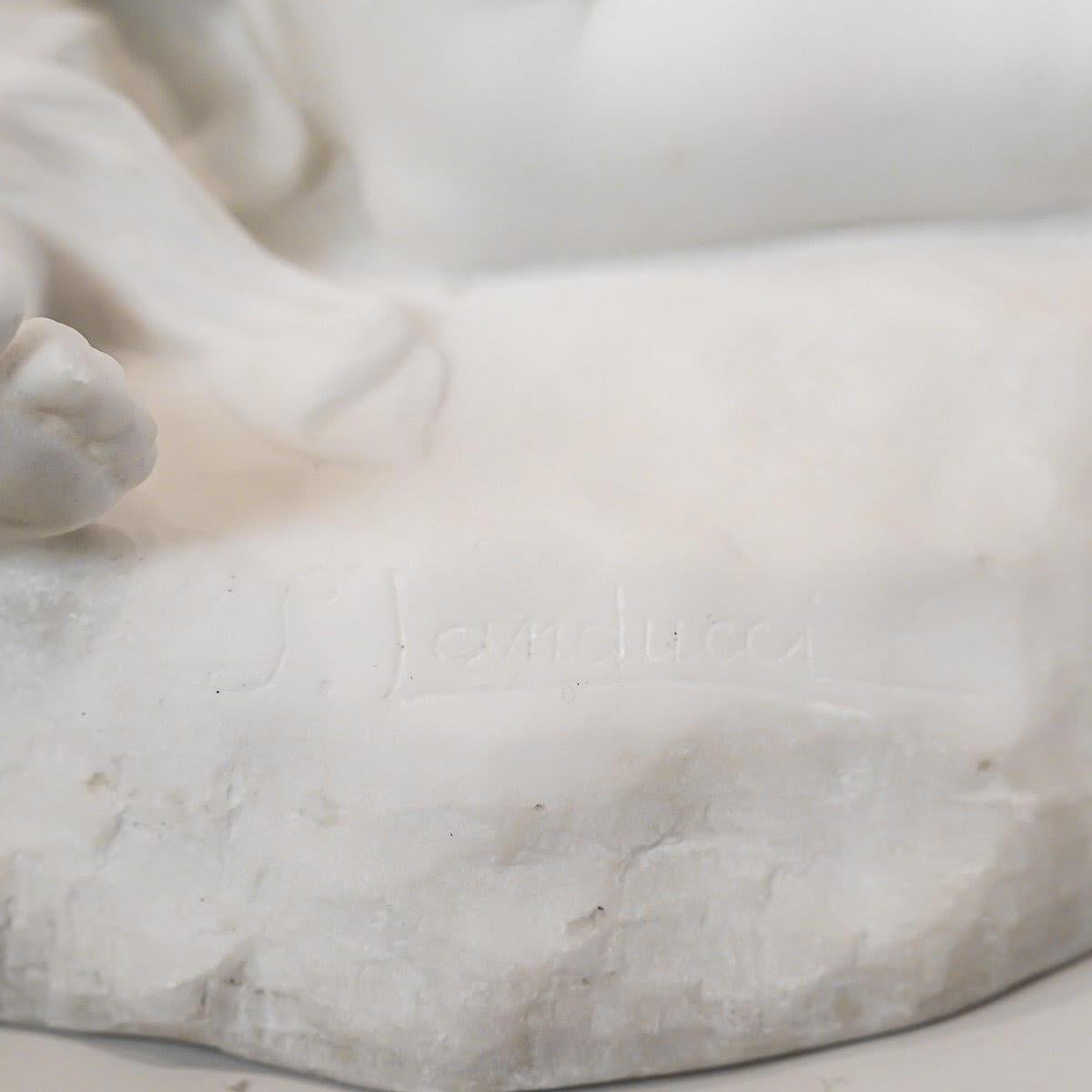 Scultura in marmo di Carrara firmata L. Landucci, inizio XX secolo. in vendita 5