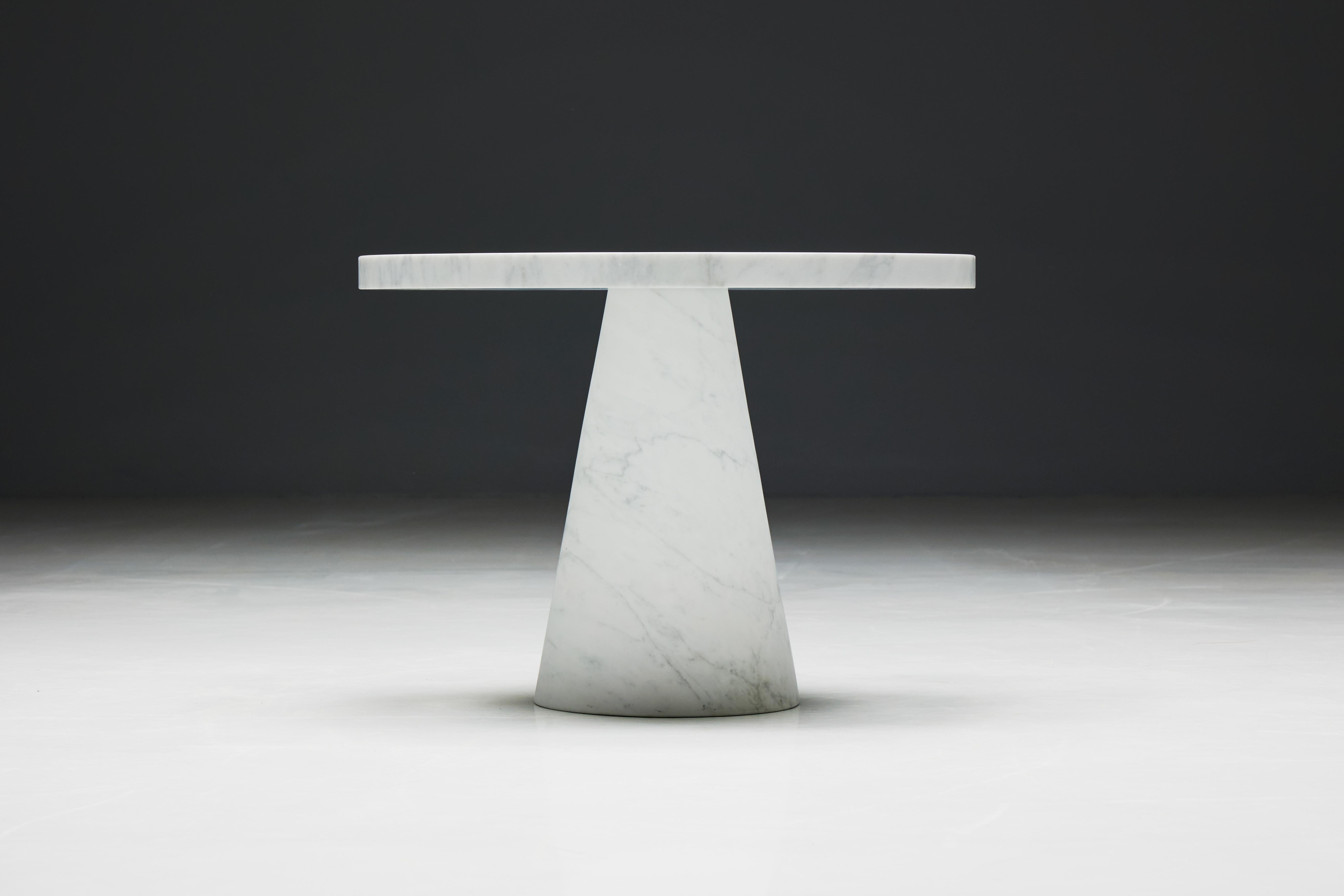 Carrara Marble Side Table by Angelo Mangiarotti for Skipper, Italy, 1970s In Excellent Condition For Sale In Antwerp, BE