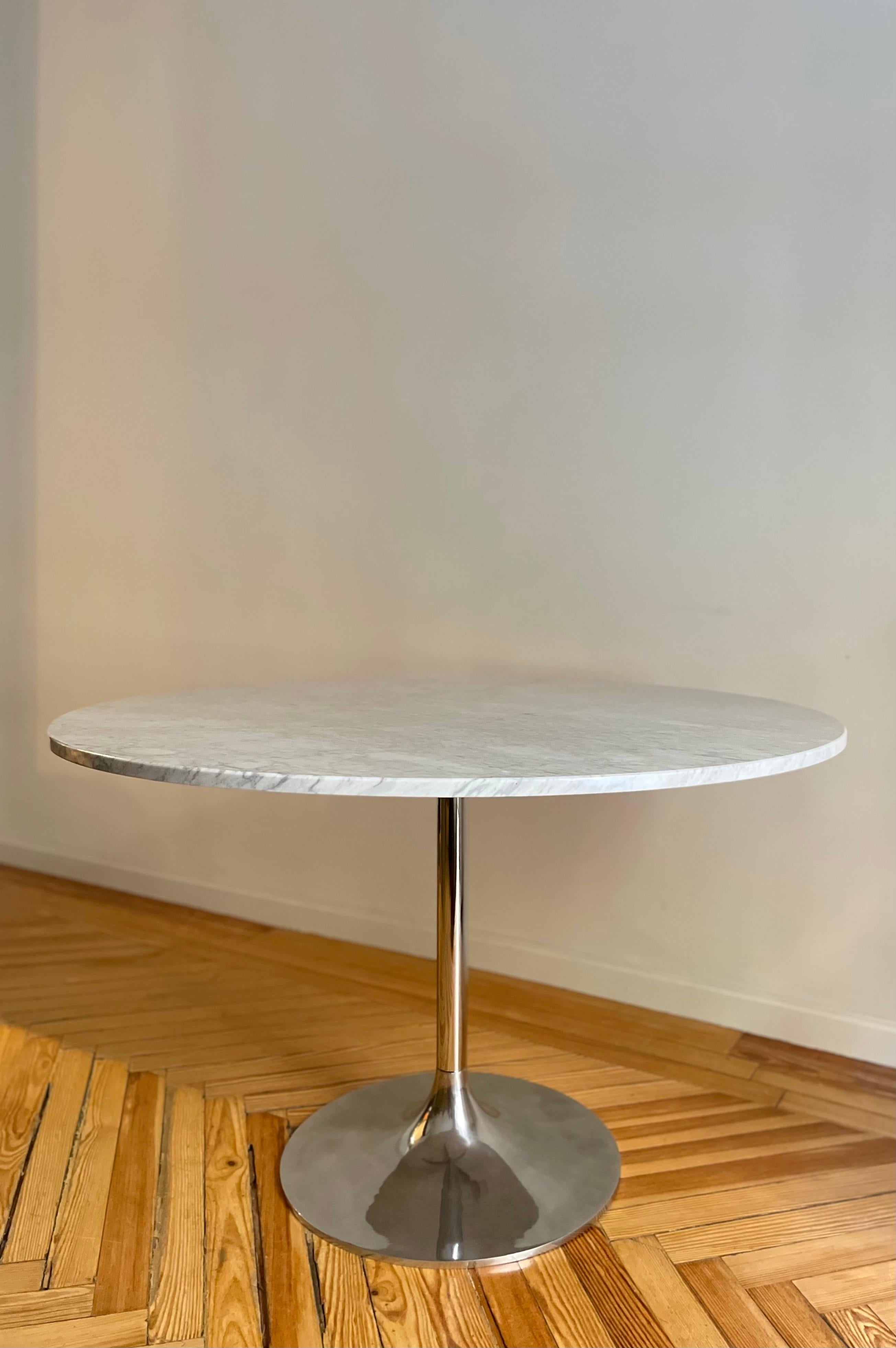 Table en marbre de Carrare Bon état - En vente à MADRID, ES