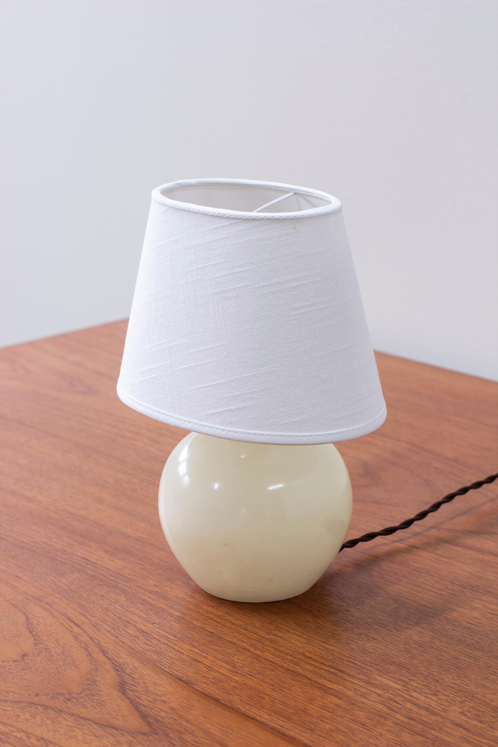 Swedish Carrara marble table lamp 2575 by Josef Frank, Svenskt tenn