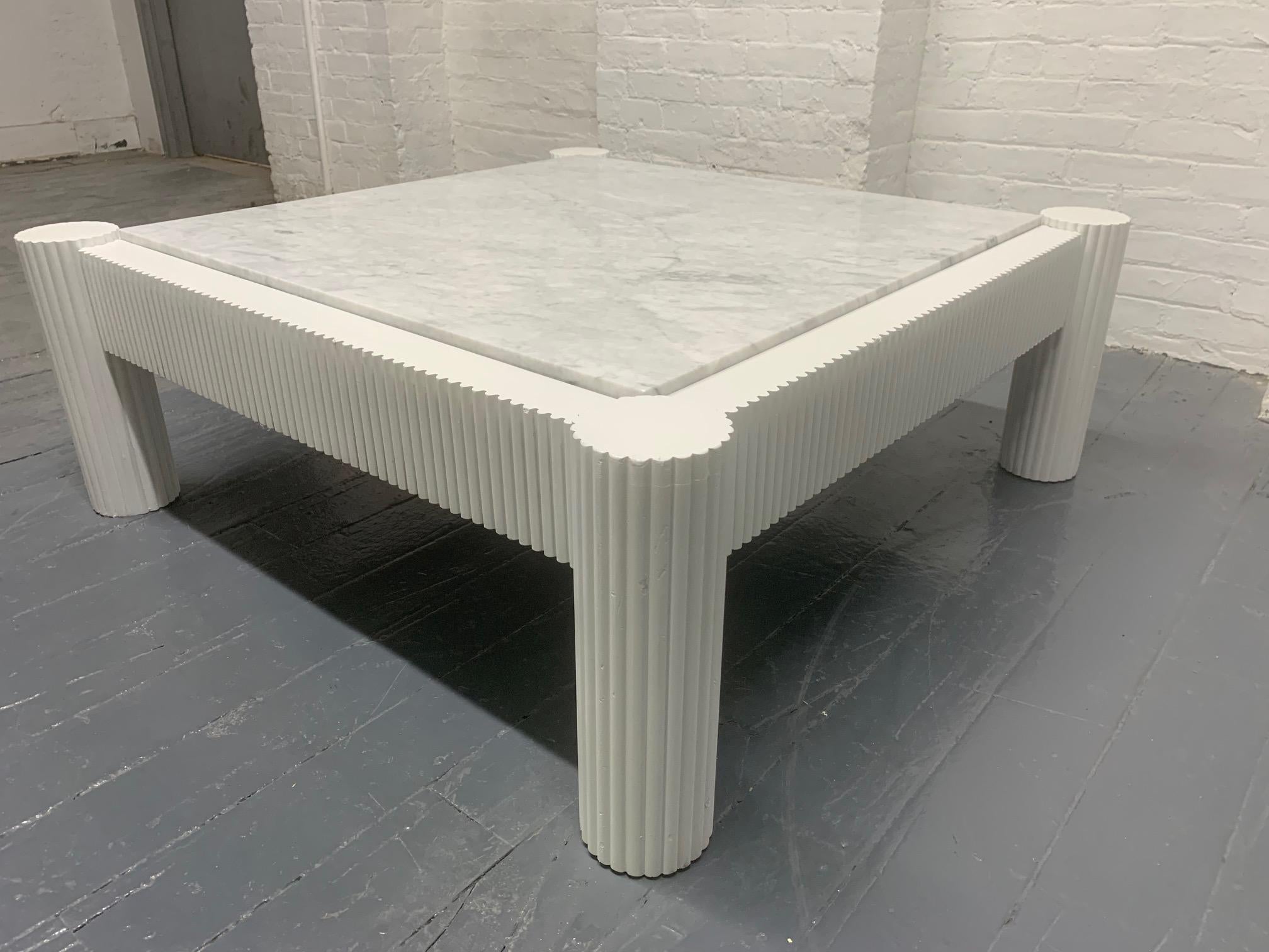 Carrara Marble-Top Coffee Table In Good Condition For Sale In New York, NY