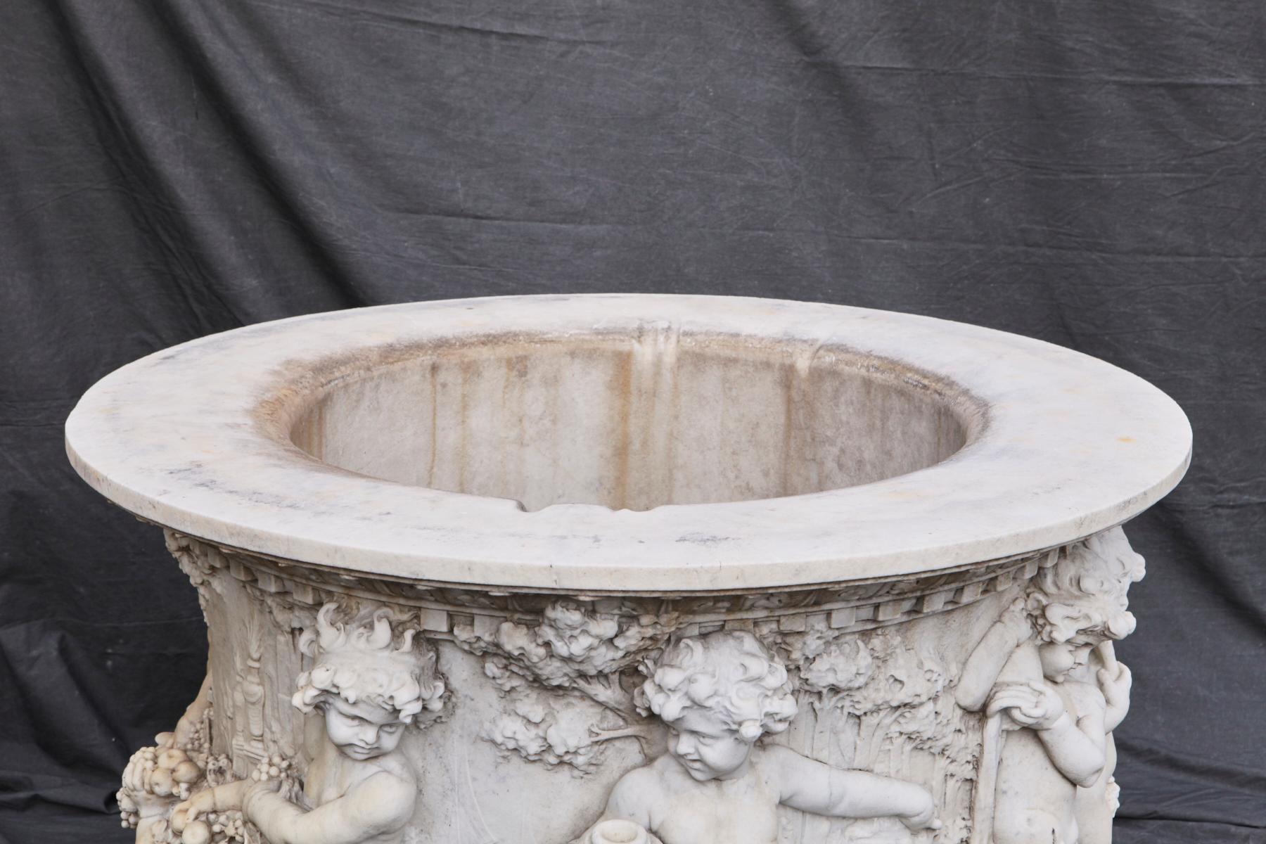 Carrara Marble Wellhead with Intricate Carvings Raised on Octagonal Base, 1920s 8