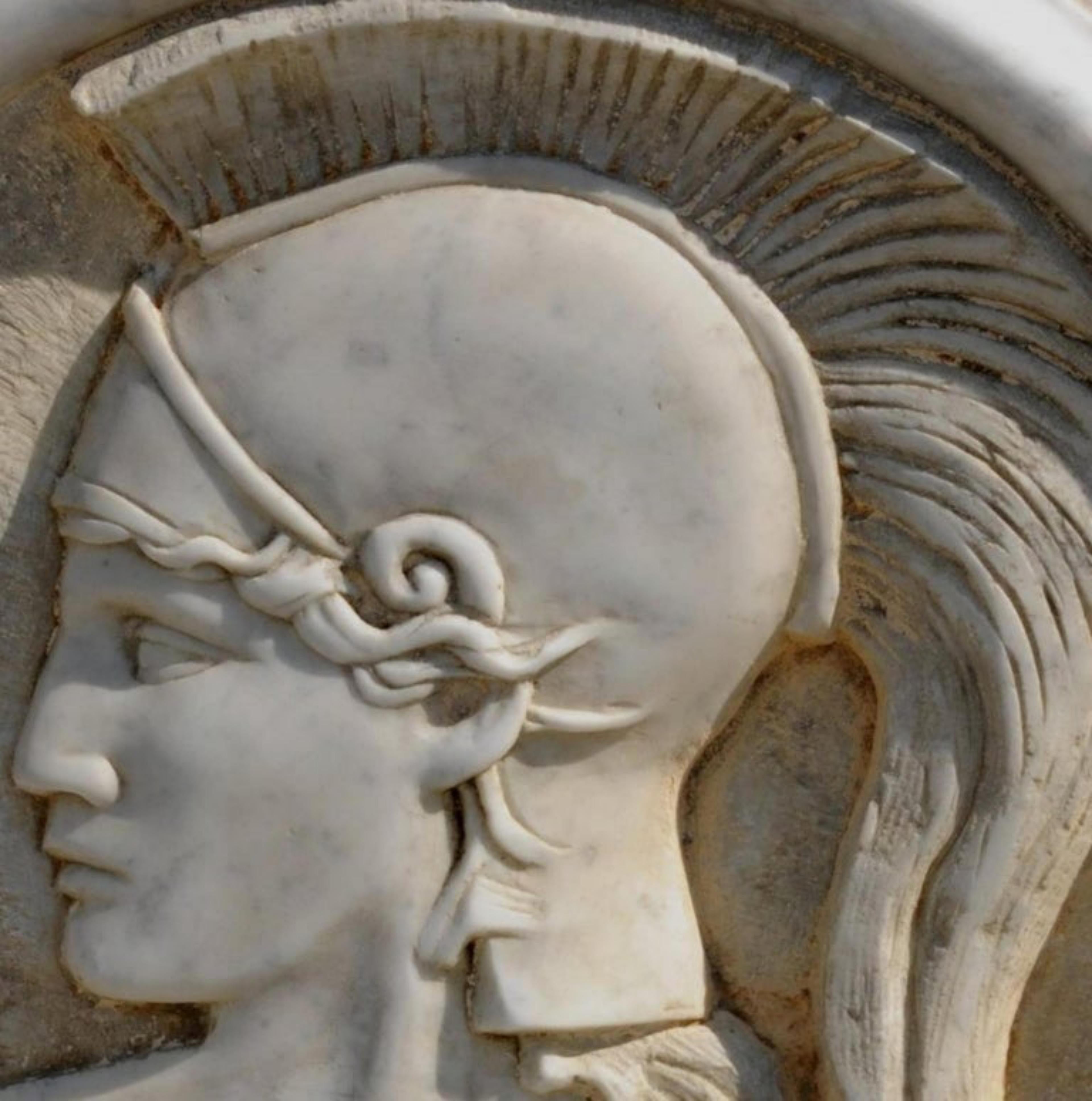 Fait main Bas-relief blanc de Carrare « Paleda Atena » a débuté au 20ème siècle en vente